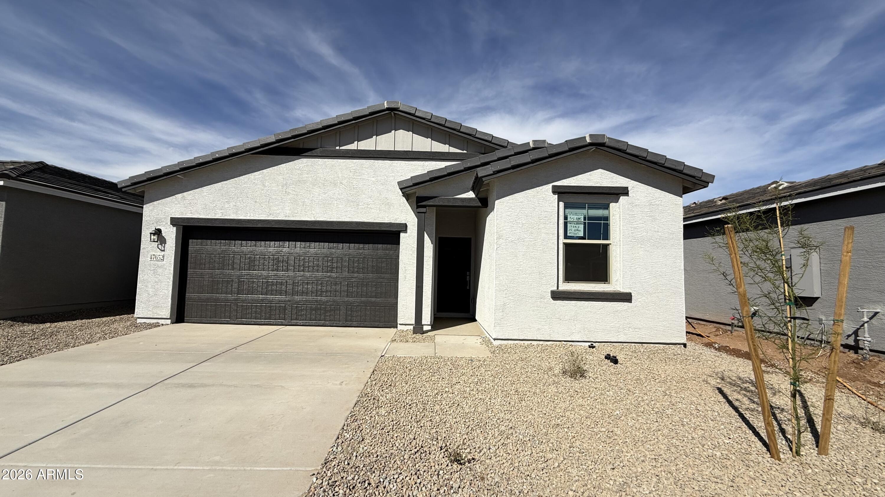 47652 W KENNER Drive