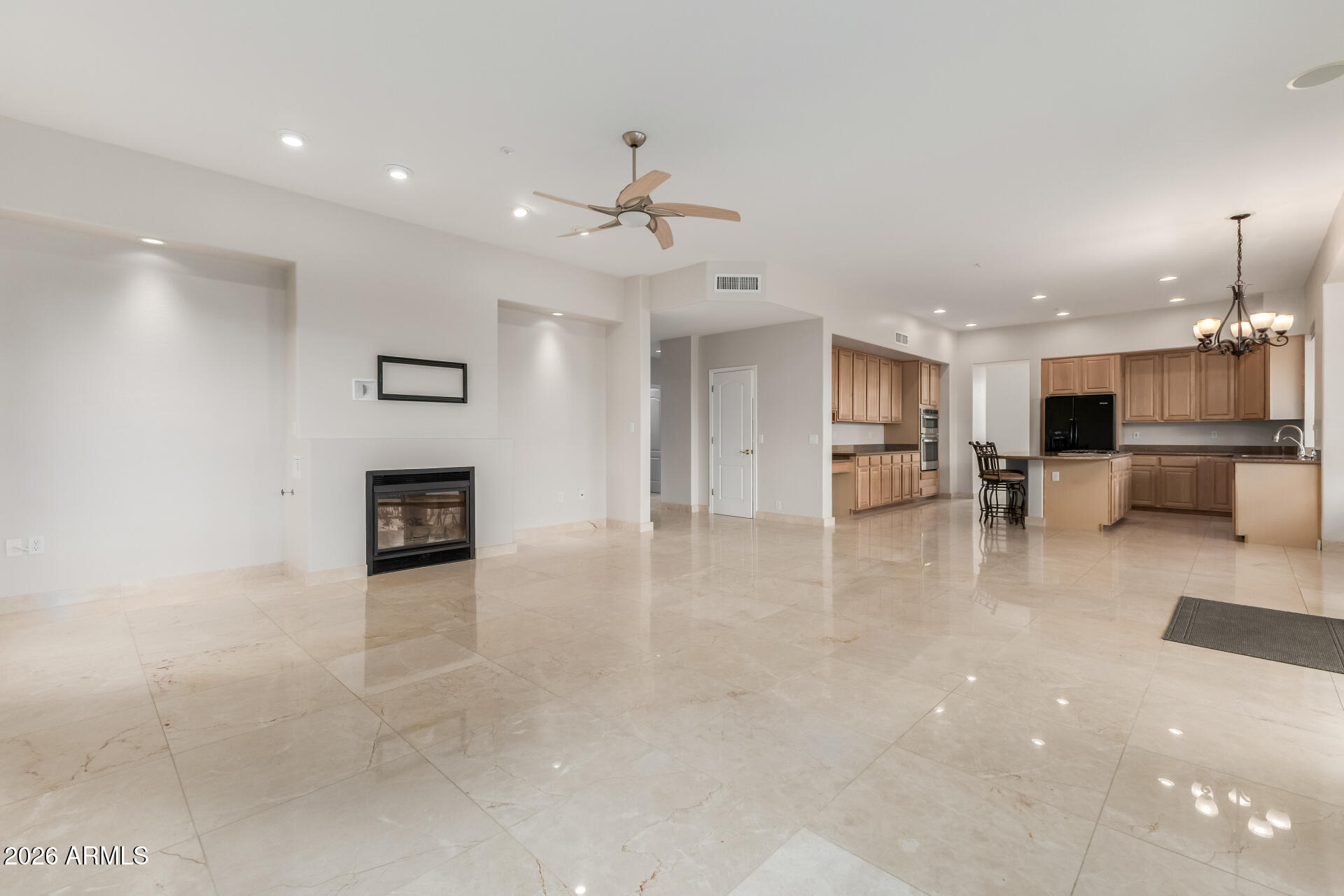 10872 E Raintree Drive