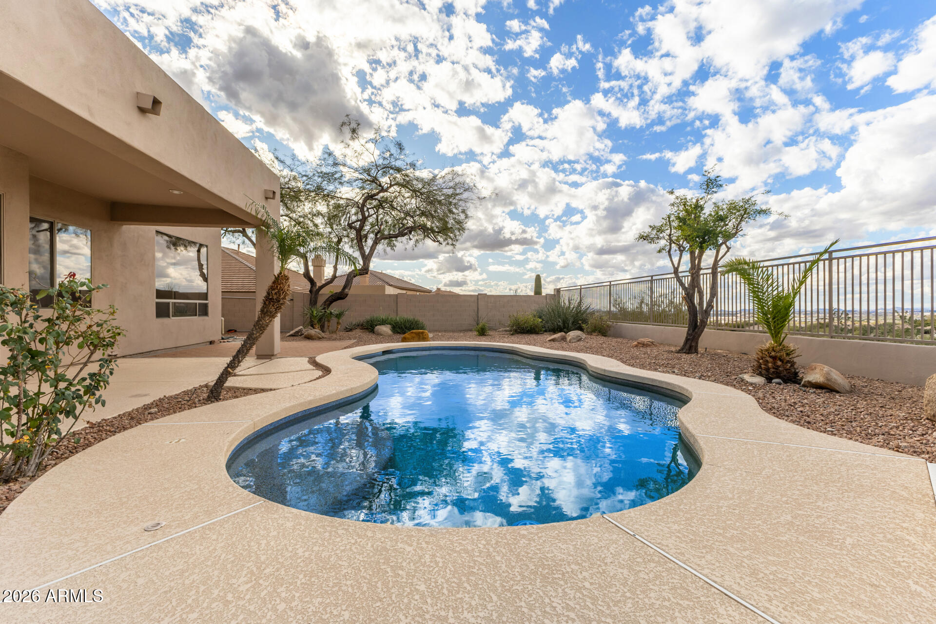 10872 E Raintree Drive