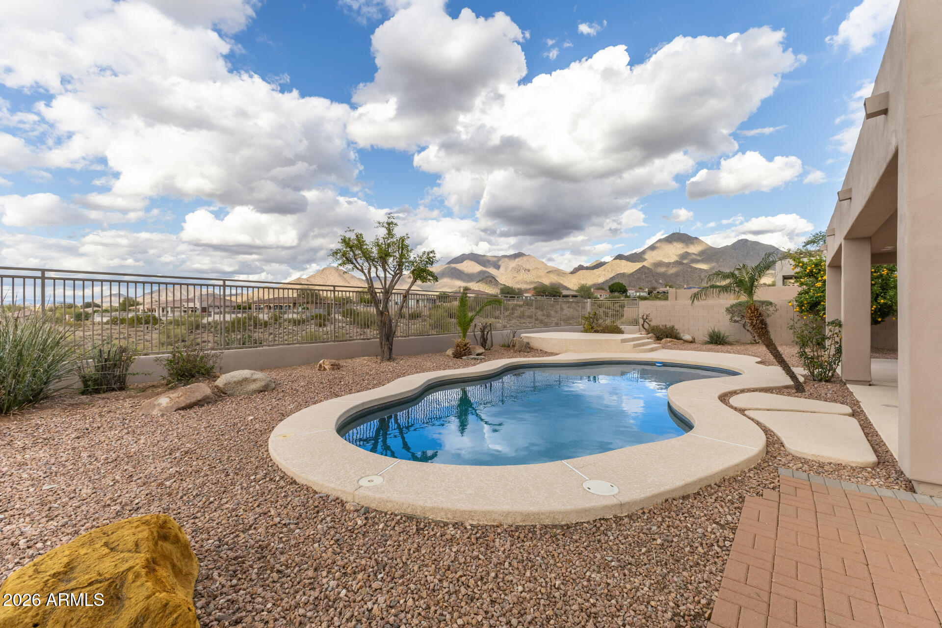 10872 E Raintree Drive