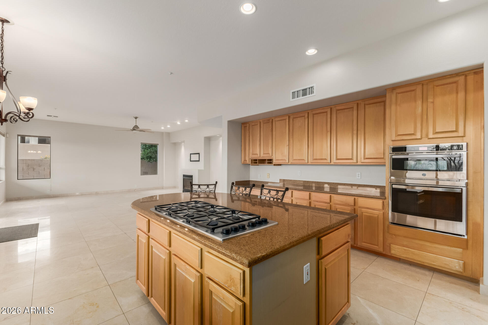 10872 E Raintree Drive