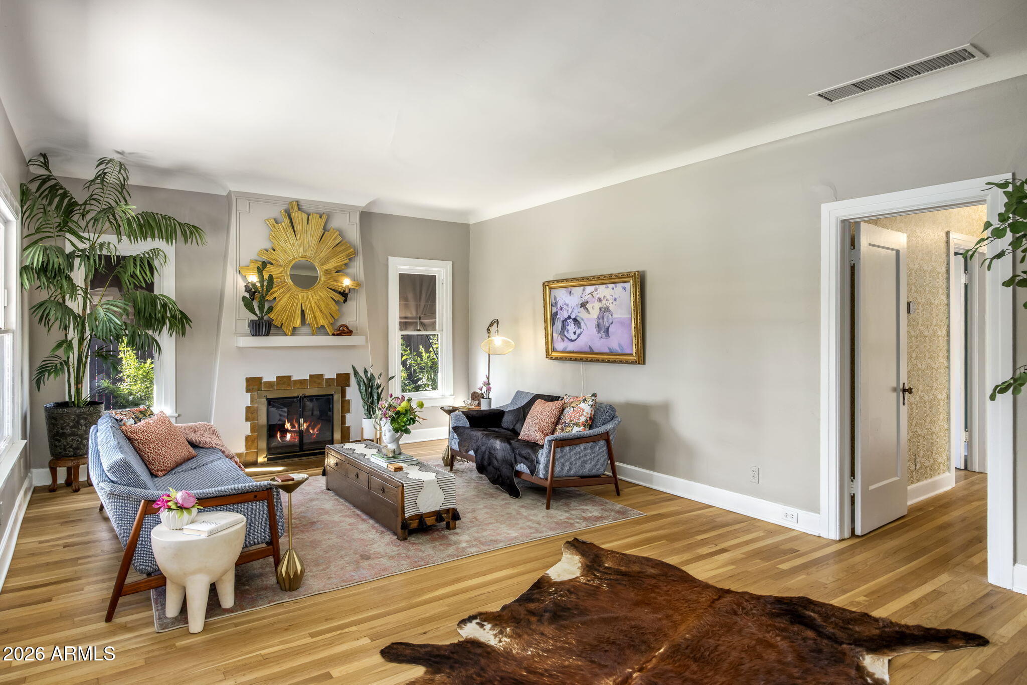530 W CORONADO Road
