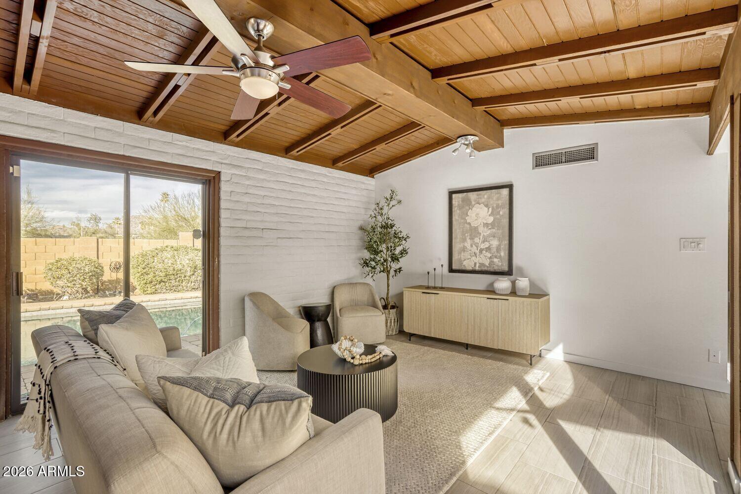 2308 E LAMAR Road