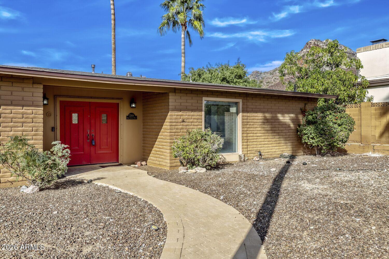 2308 E LAMAR Road