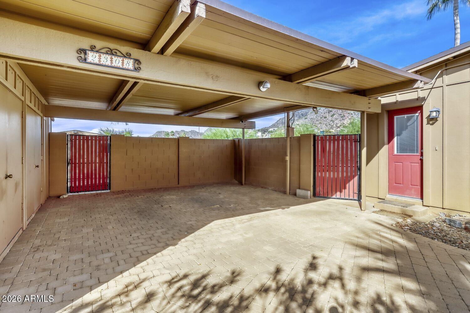 2308 E LAMAR Road