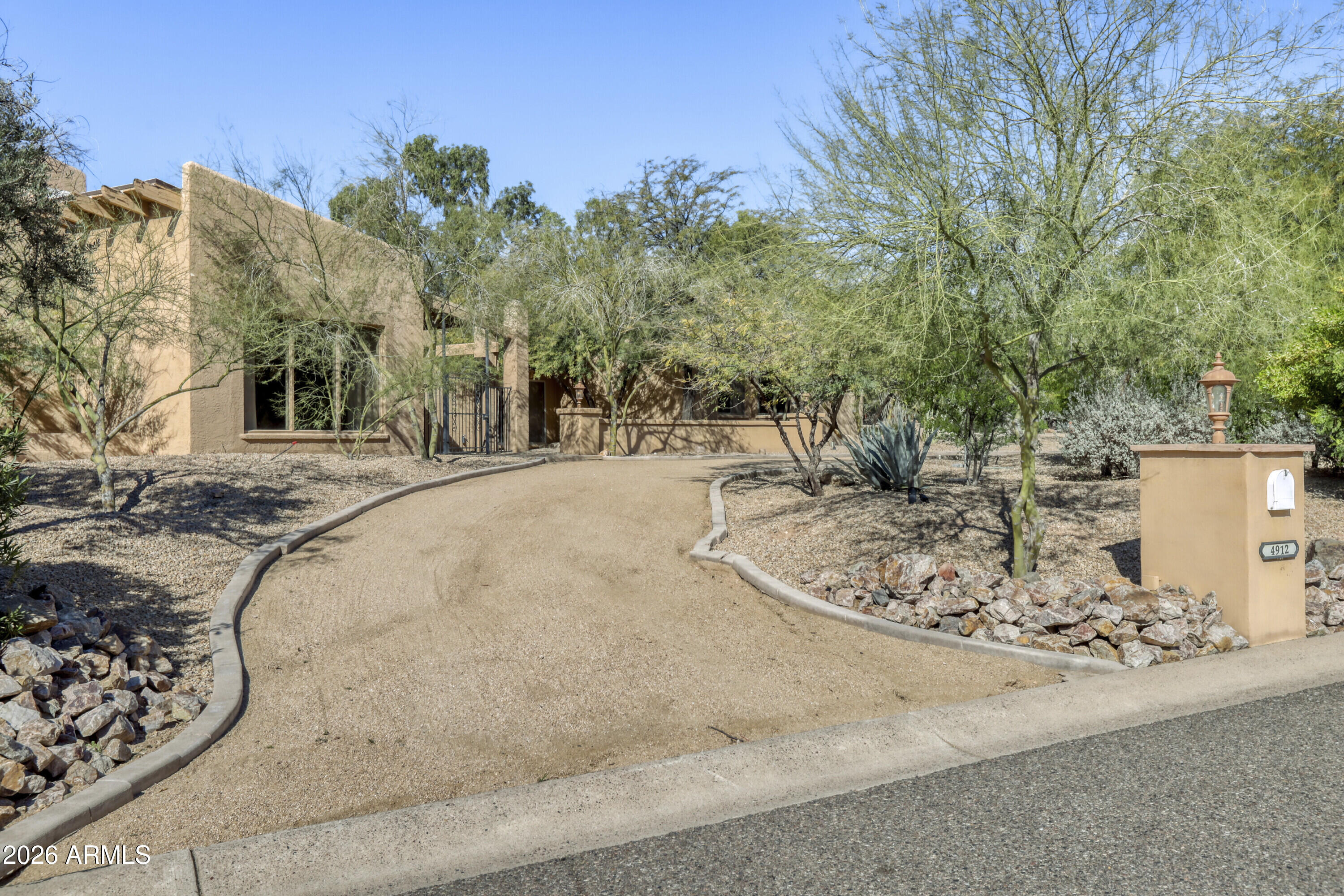 4912 E ARROYO VERDE Drive