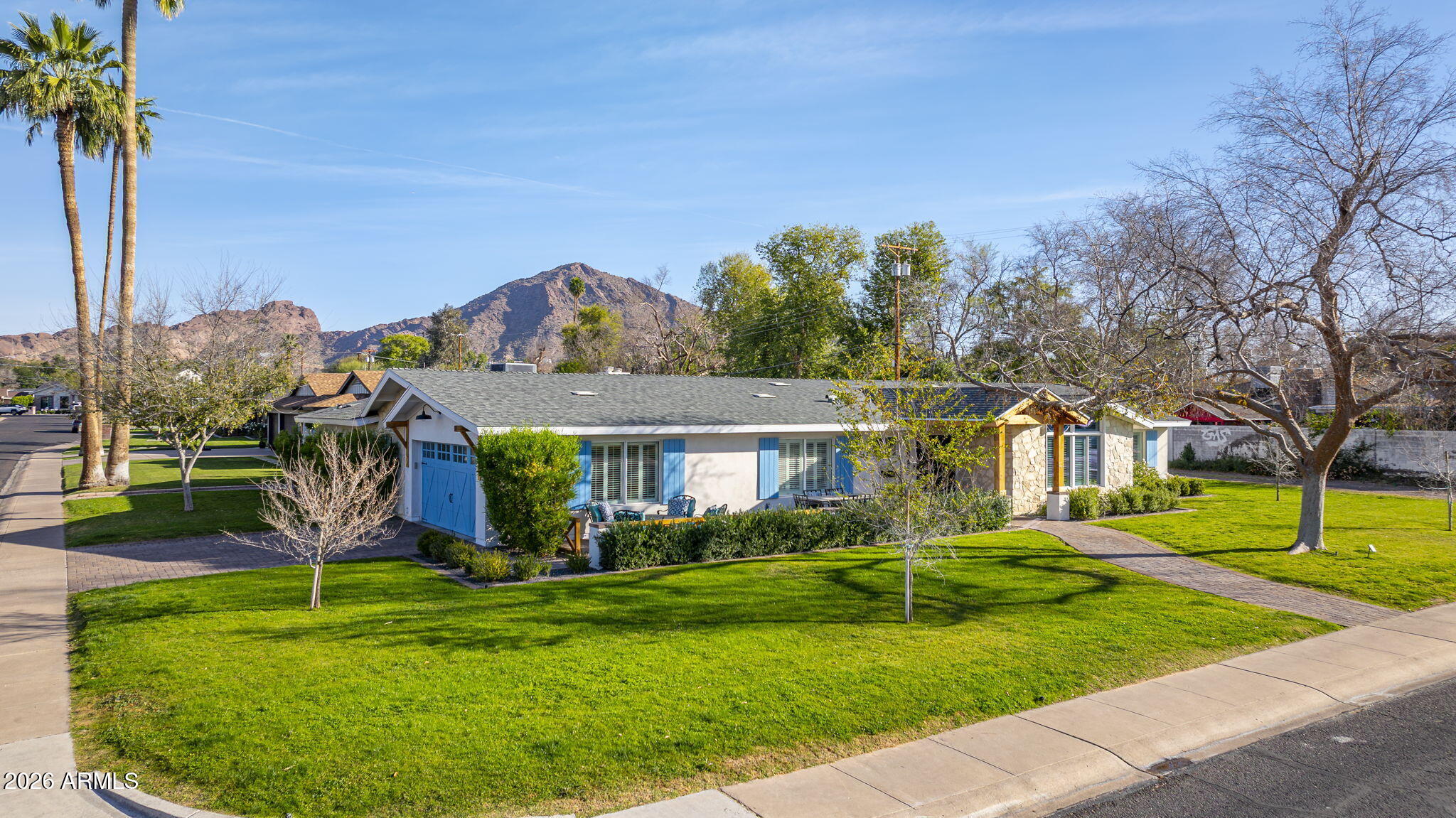4846 E MITCHELL Drive