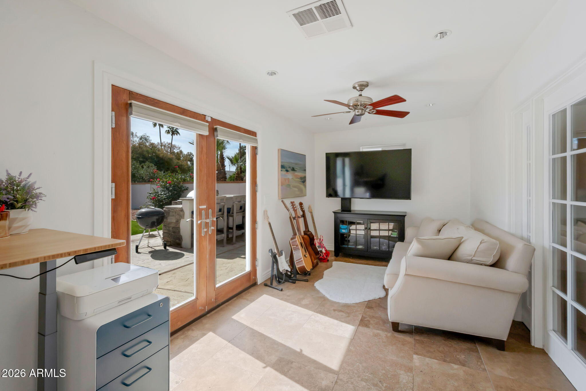 8101 E FERZON Trail