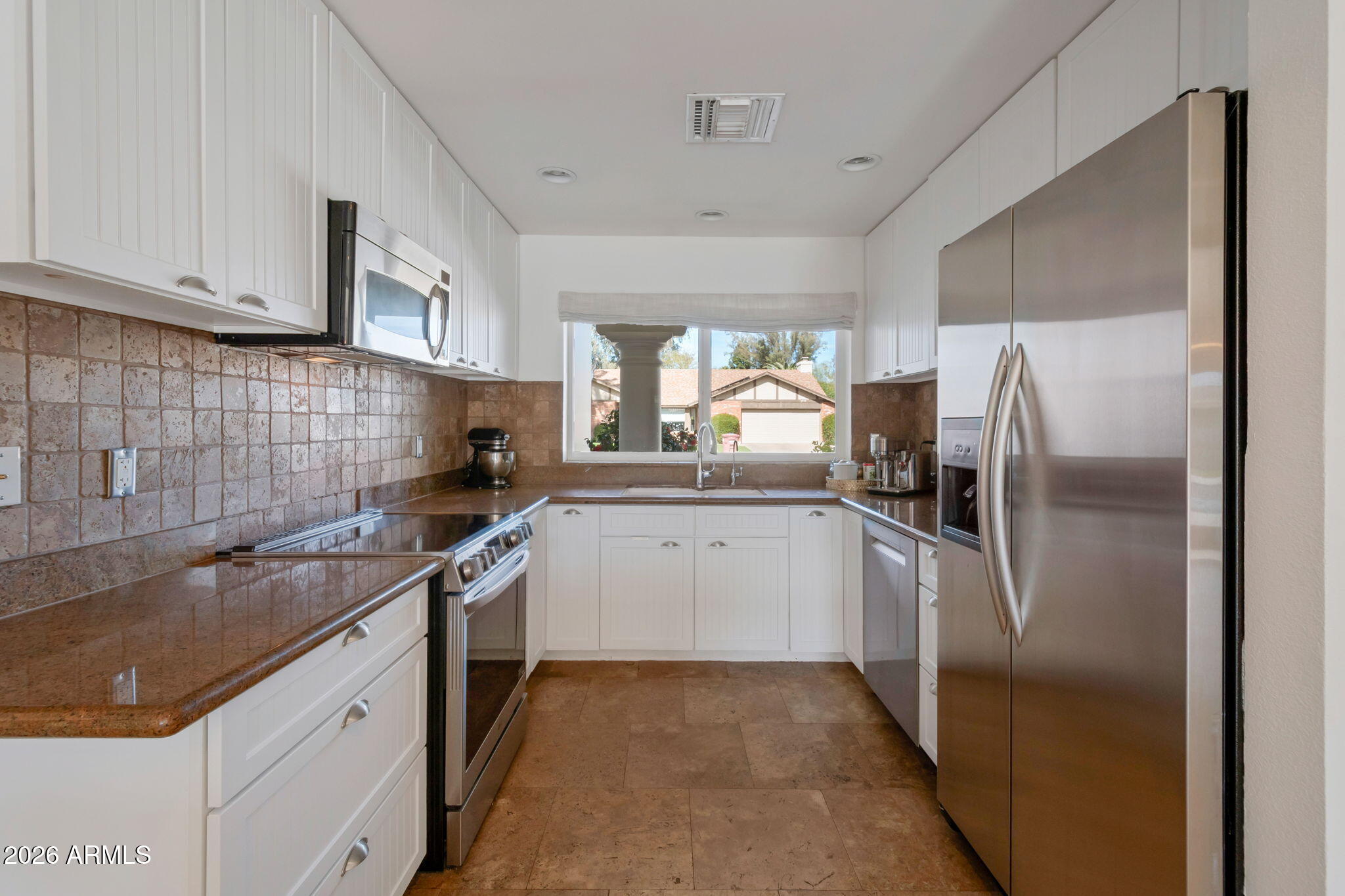 8101 E FERZON Trail