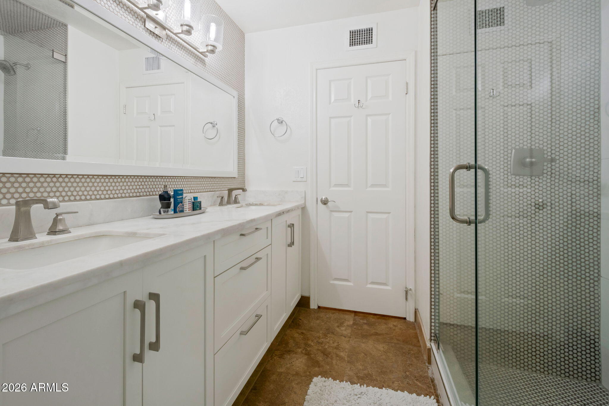 8101 E FERZON Trail