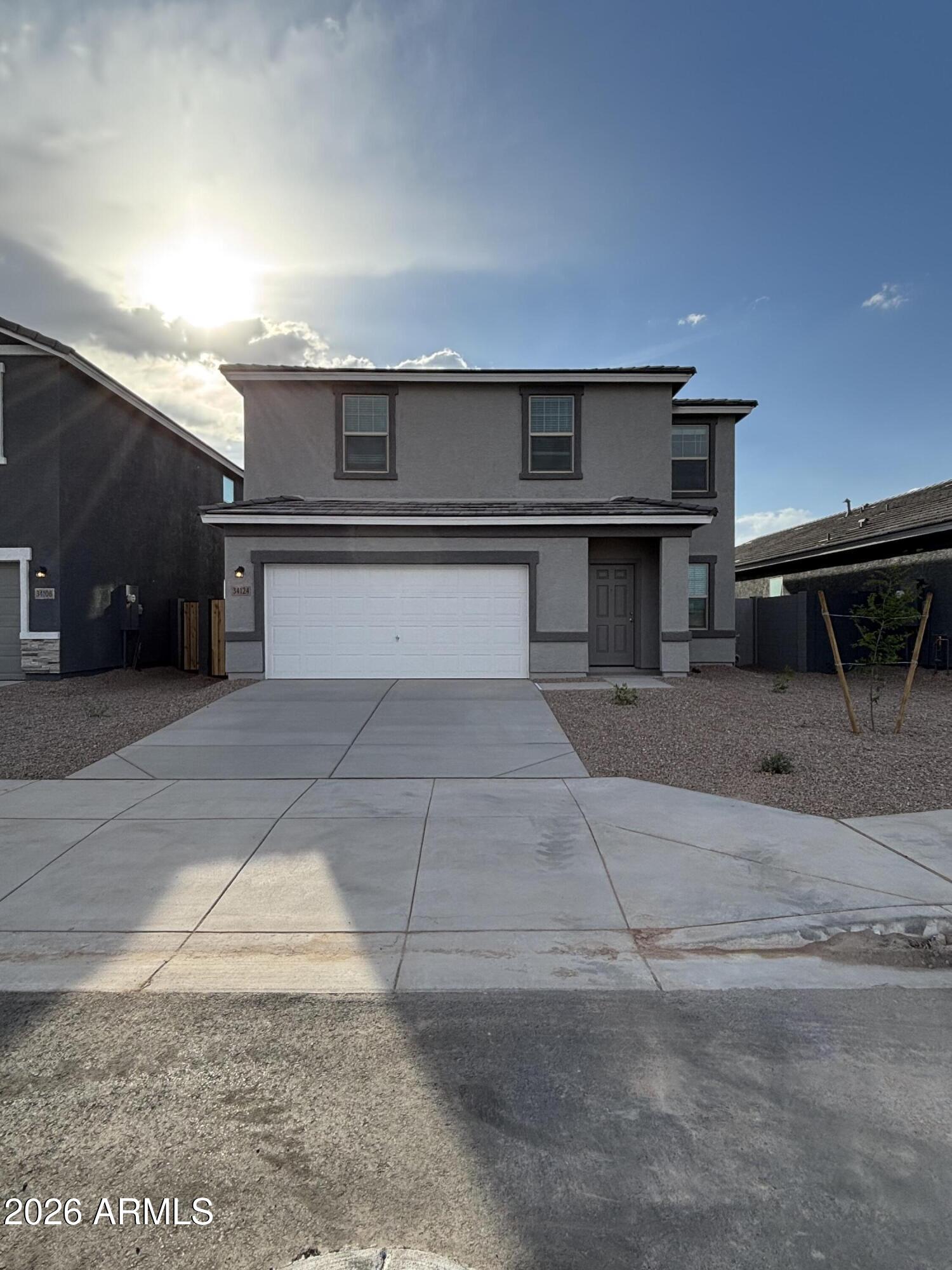 34124 N STONELEIGH Drive