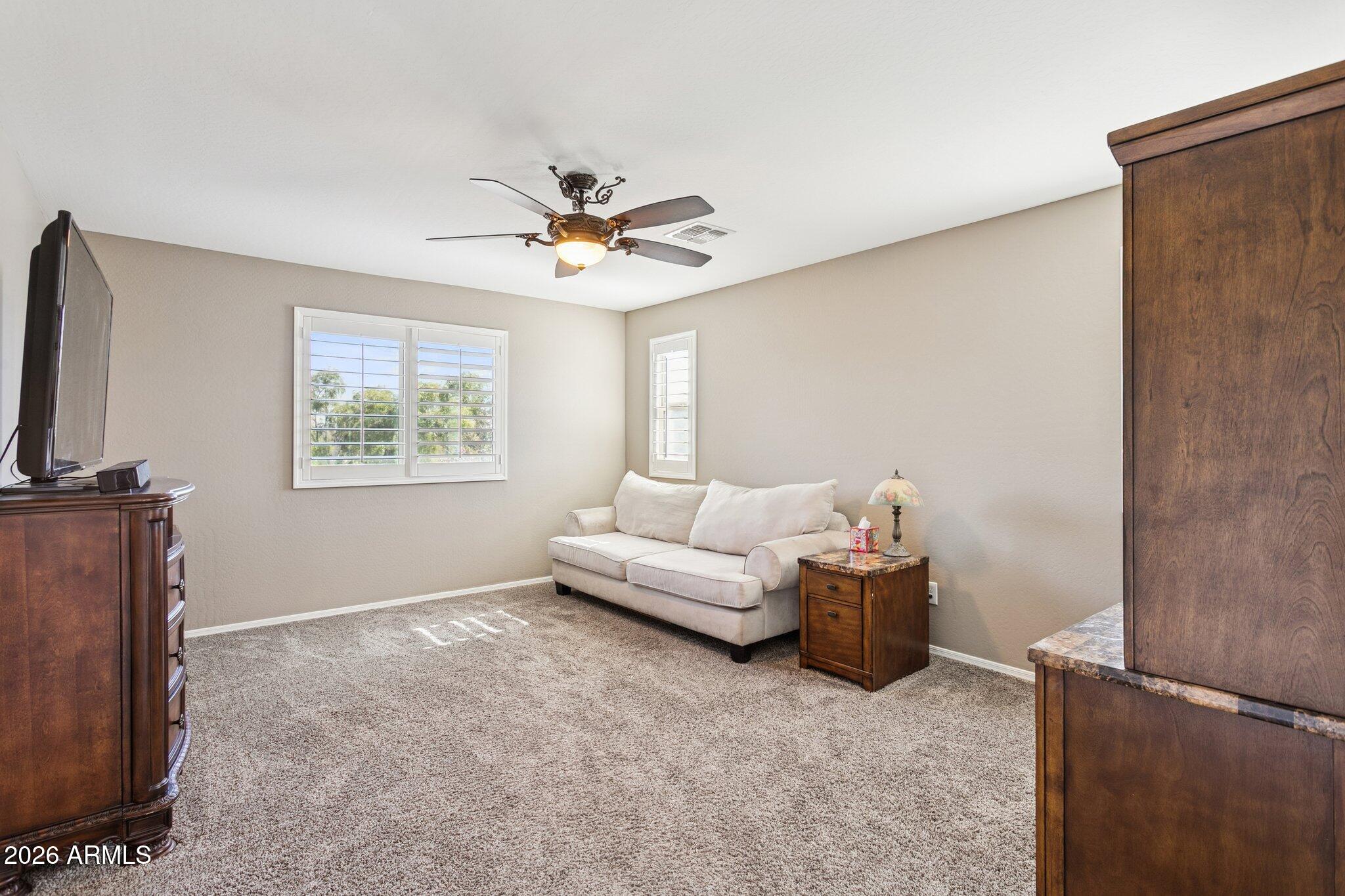 12151 W Davis Lane