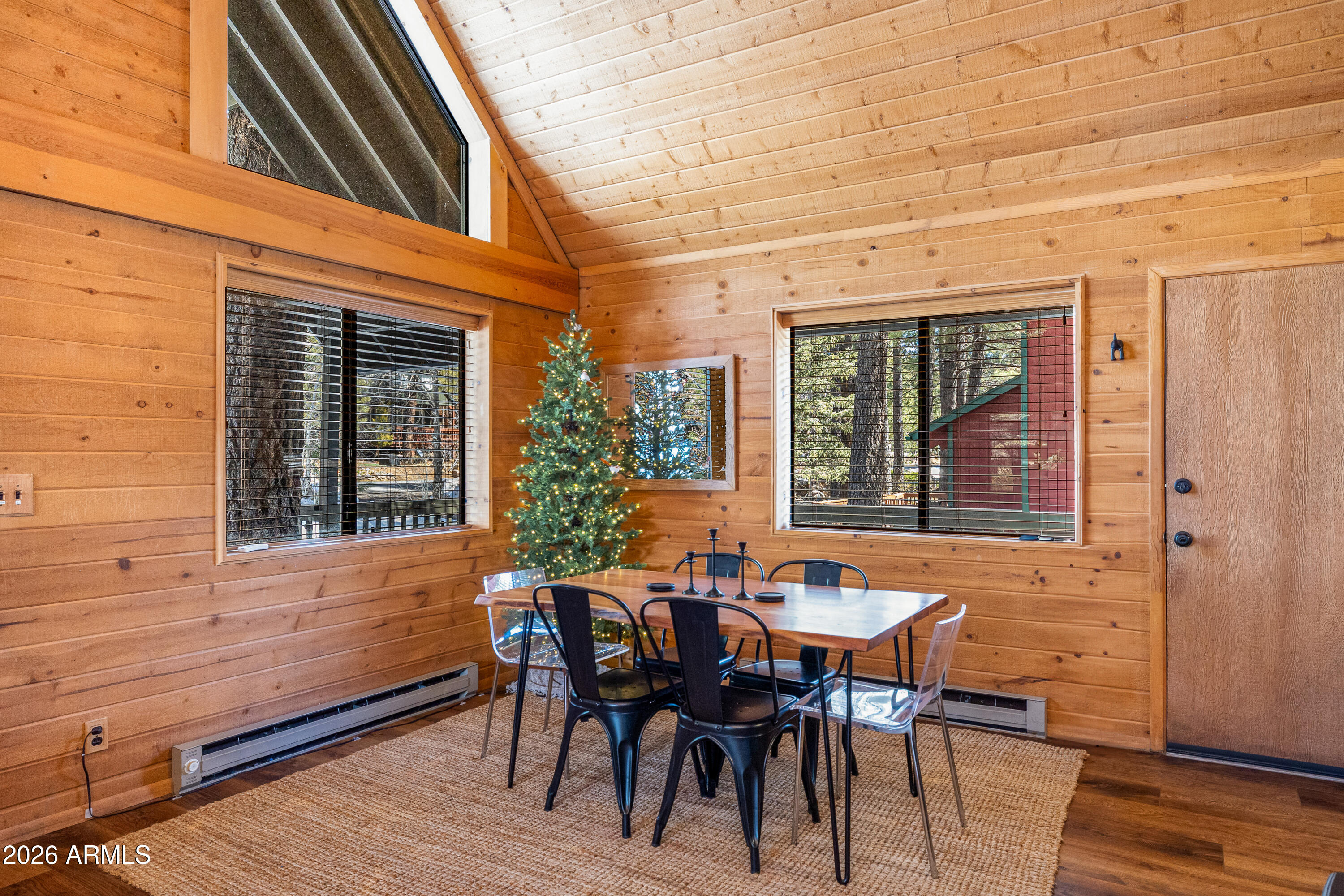 115 LODGE Drive