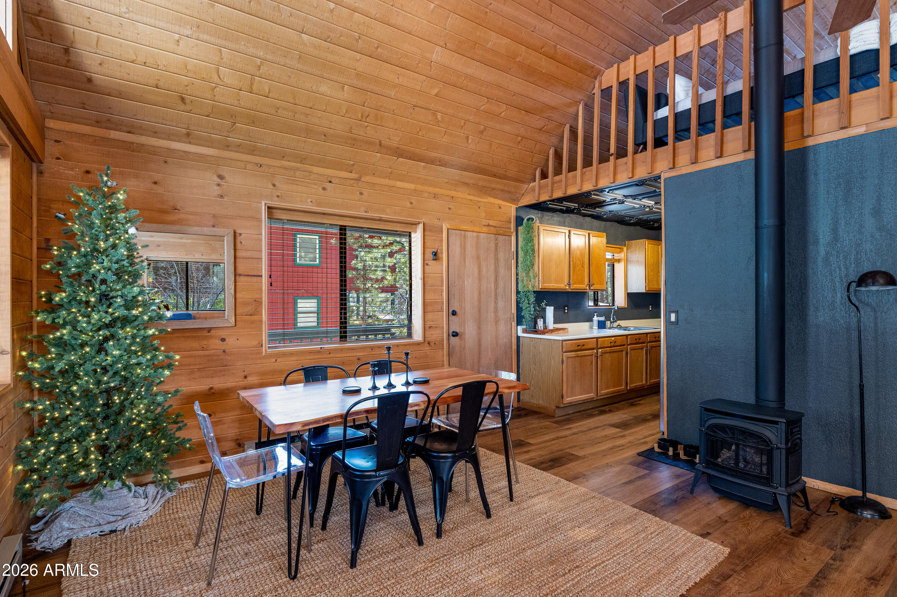 115 LODGE Drive