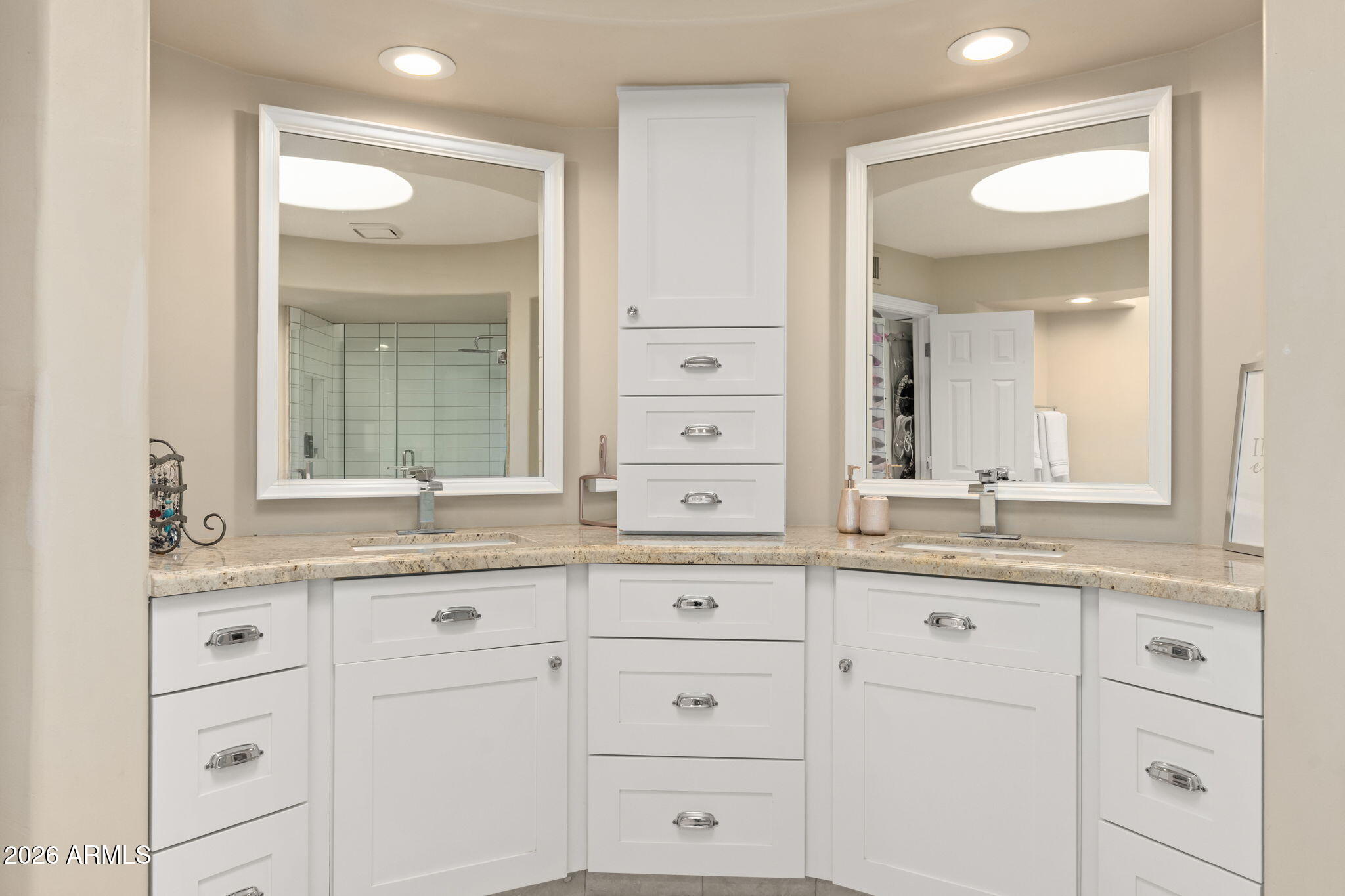 10050 E MOUNTAINVIEW LAKE Drive 10