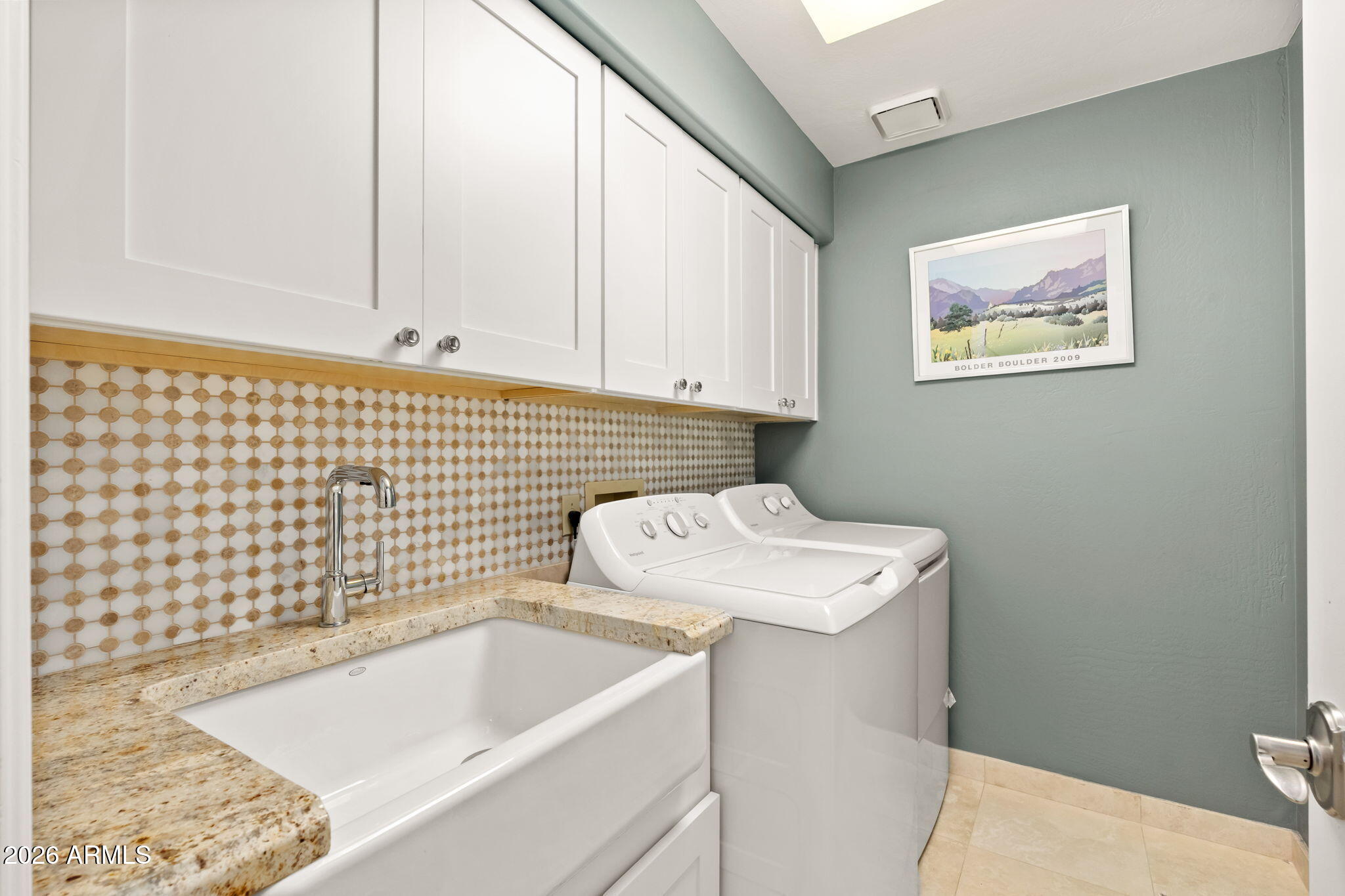10050 E MOUNTAINVIEW LAKE Drive 10