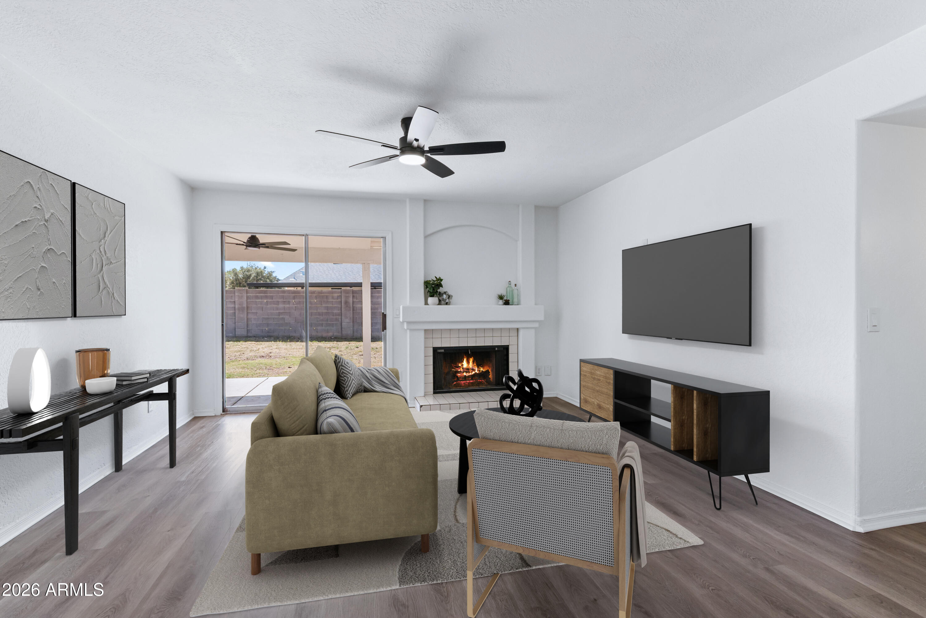 525 W El Prado Road