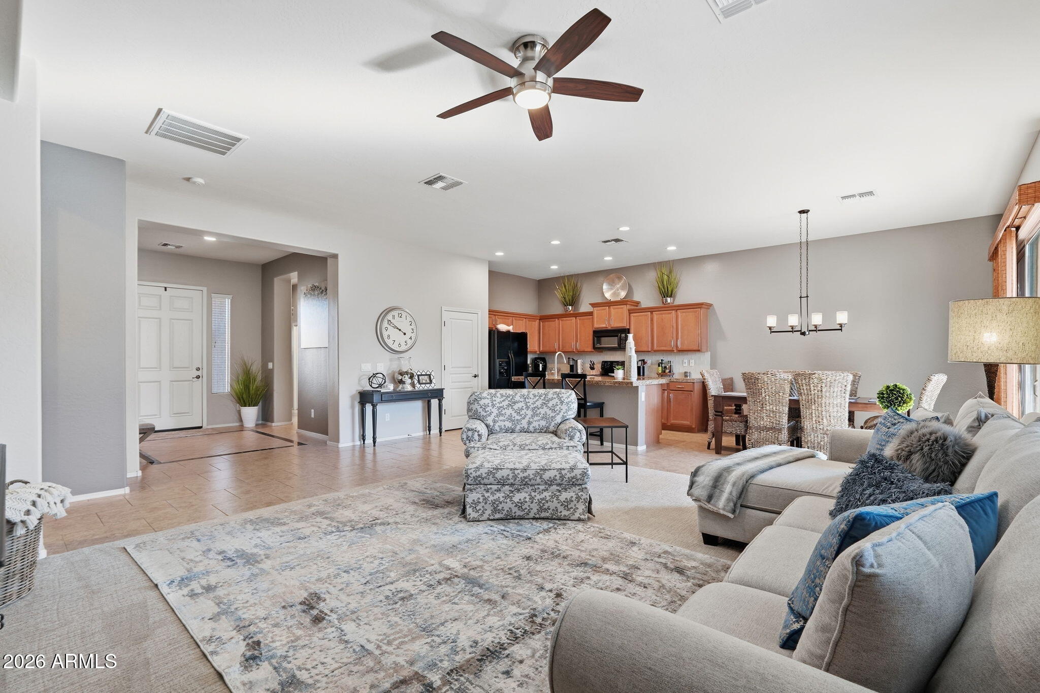 3309 W LEISURE Lane