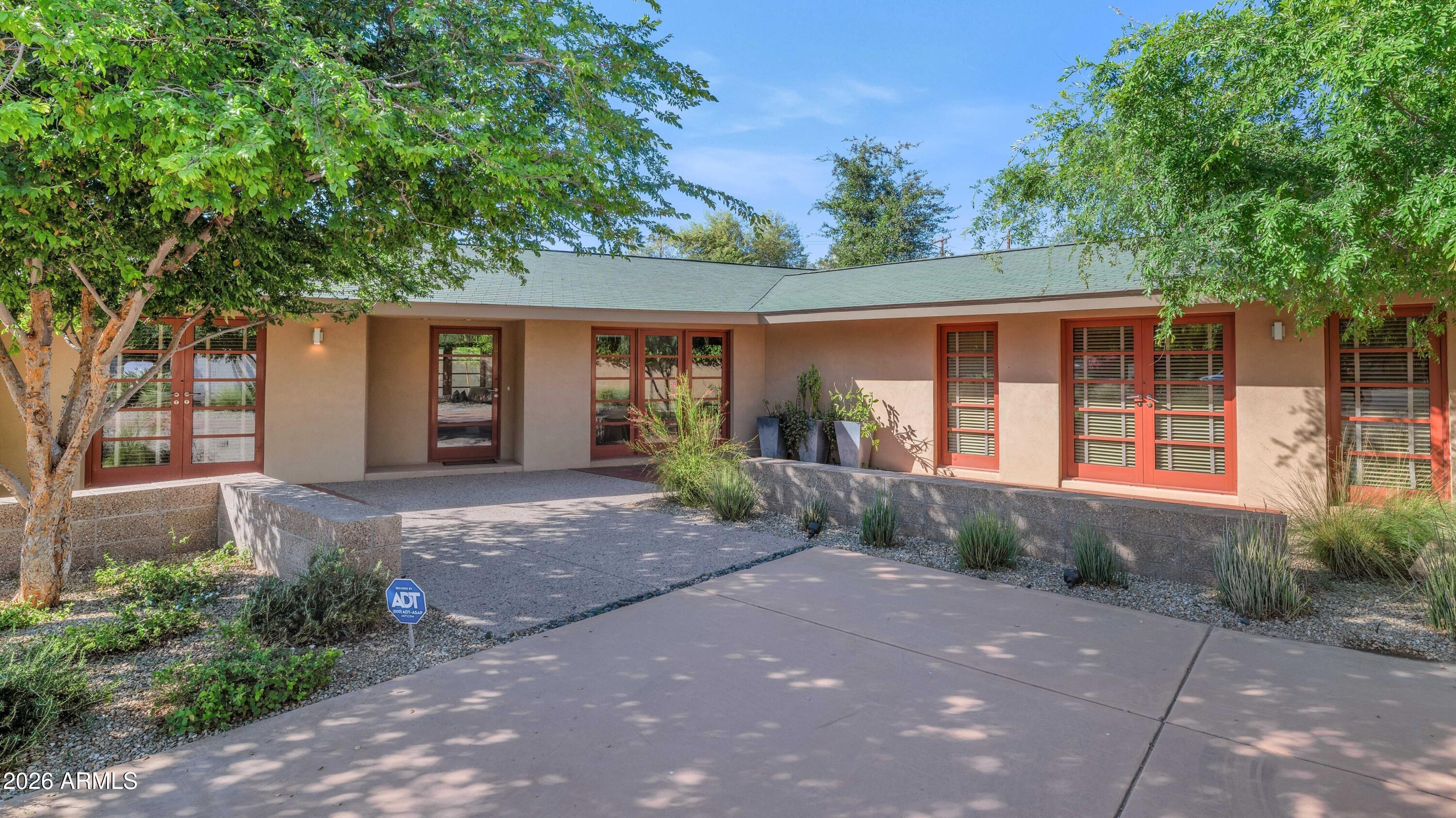 4210 N 63RD Place