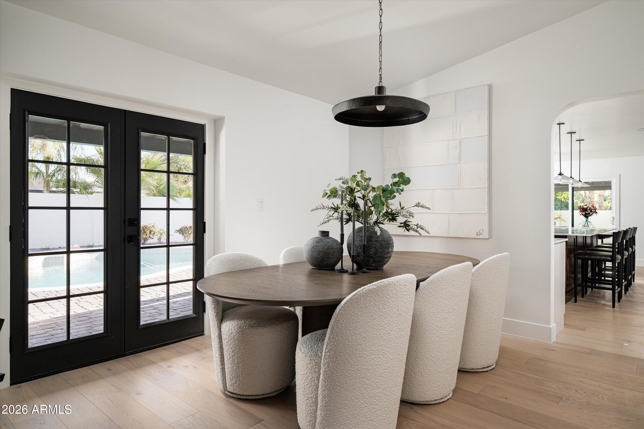5927 E ASTER Drive