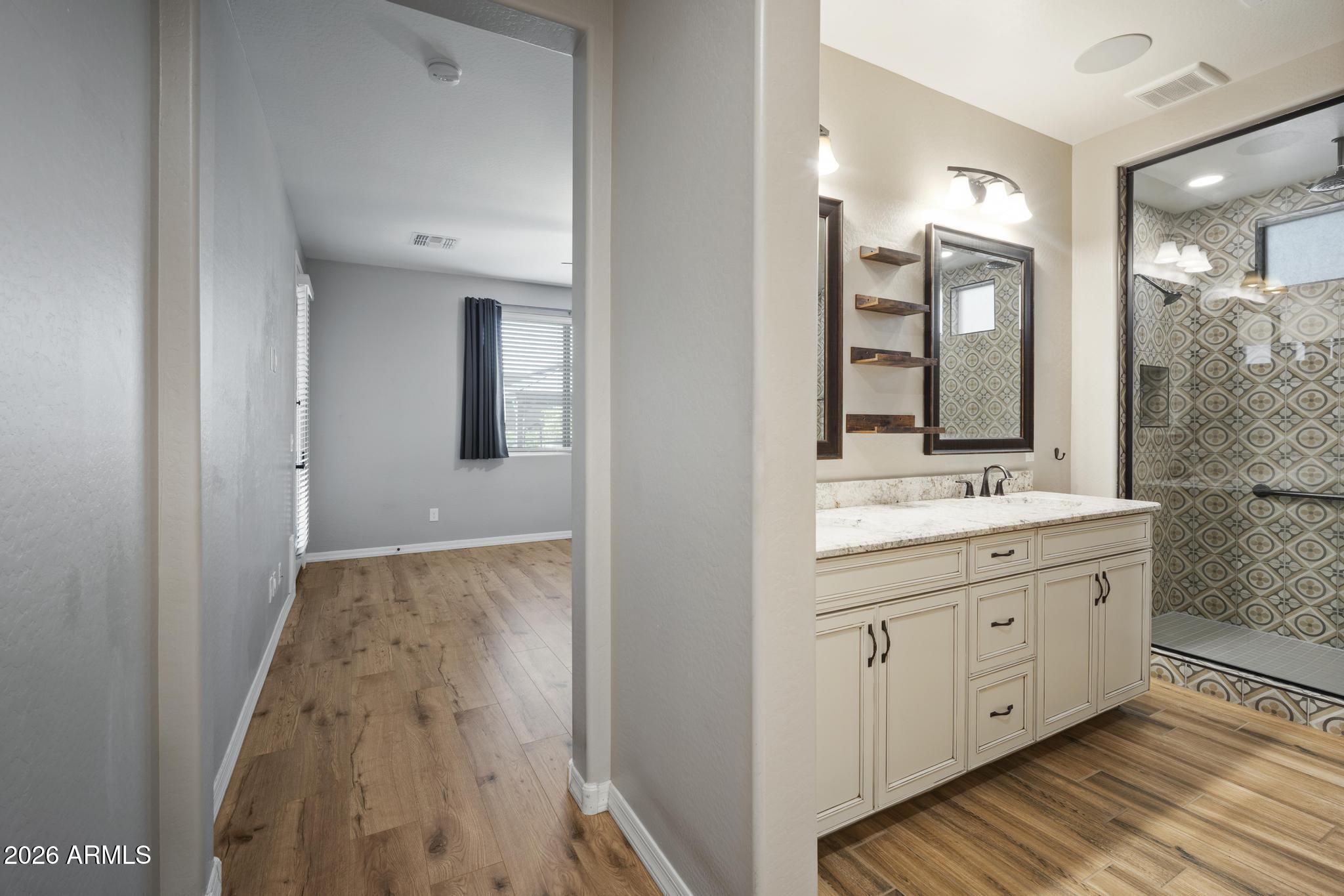 12512 W LAMAR Court