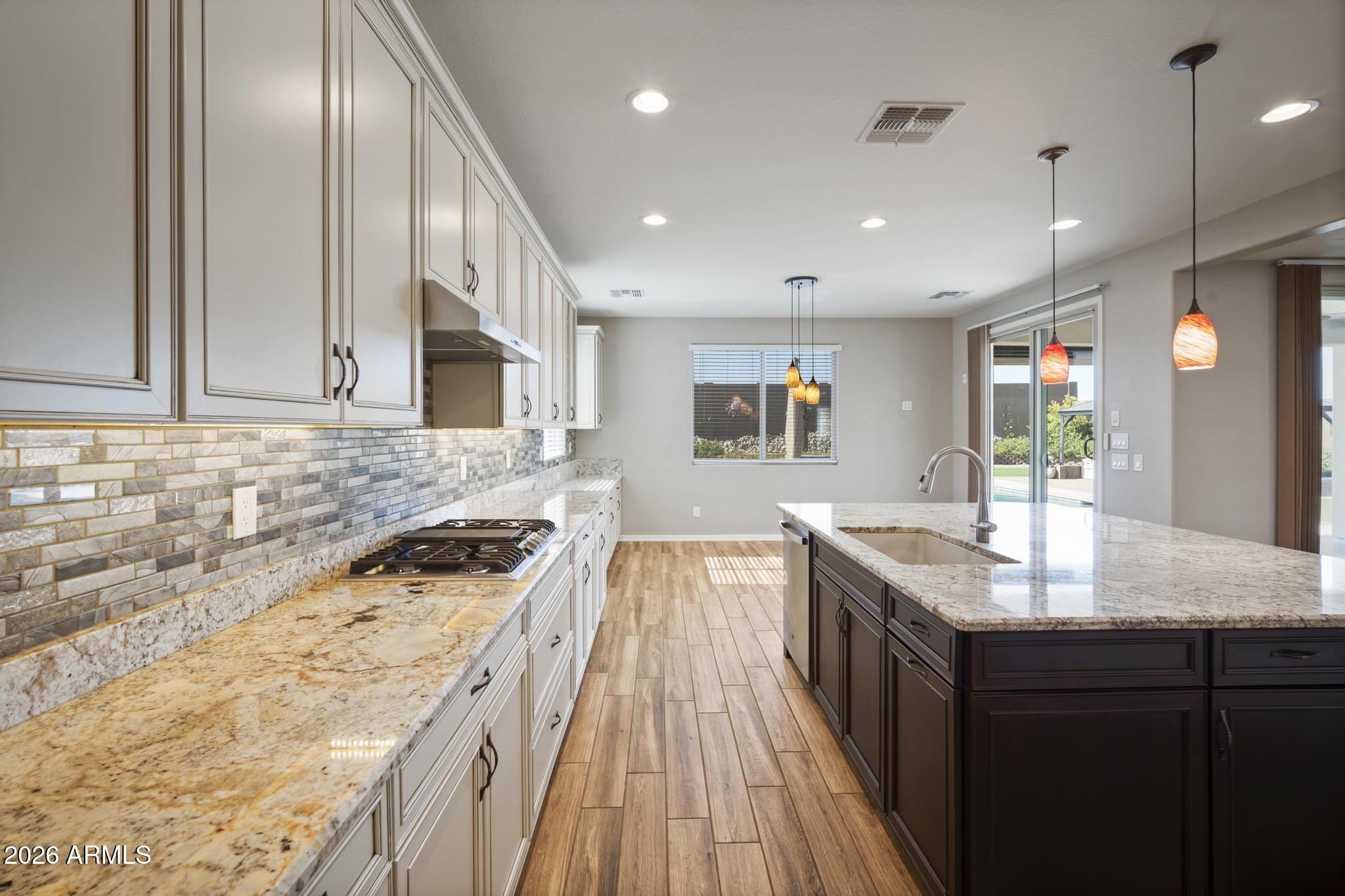 12512 W LAMAR Court