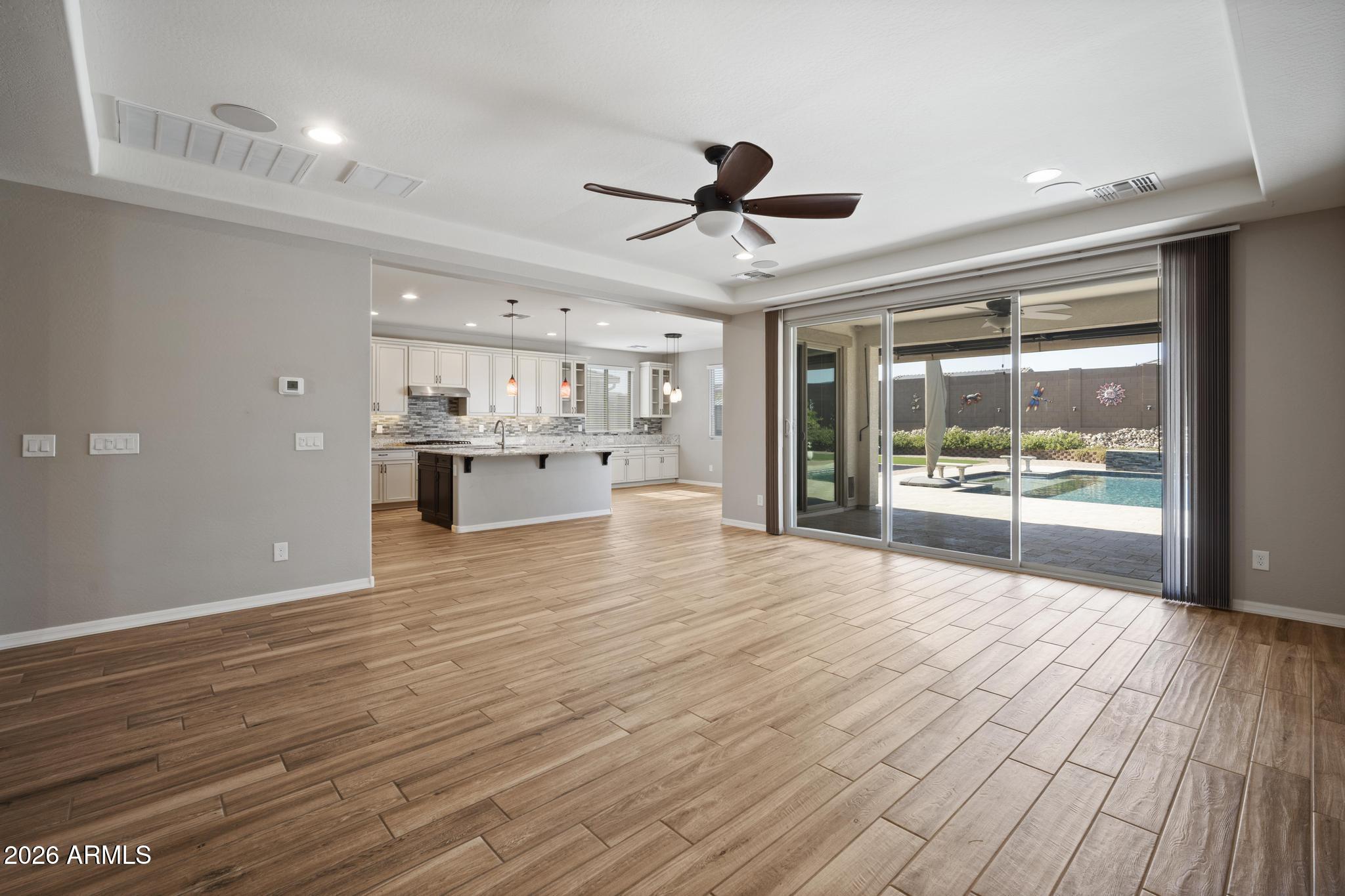 12512 W LAMAR Court