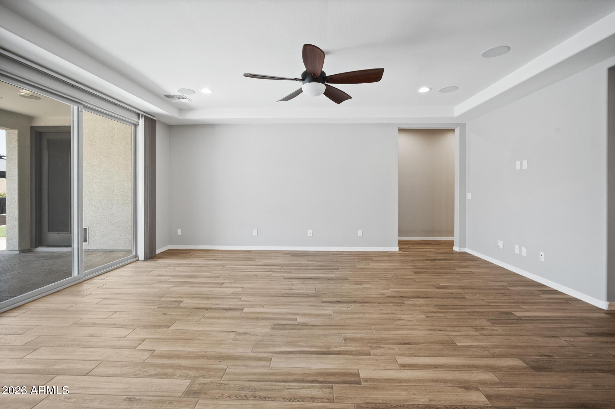 12512 W LAMAR Court
