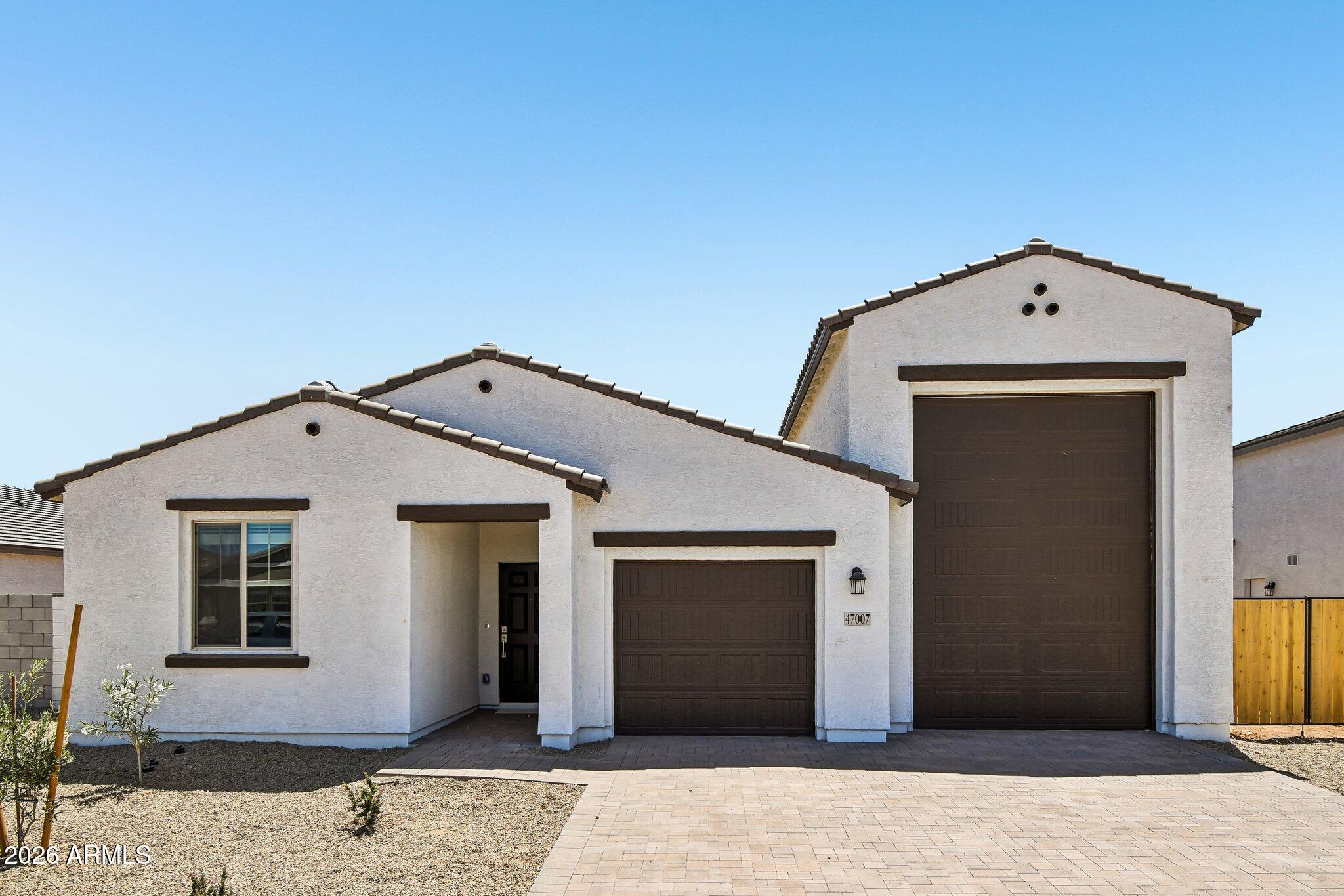 47007 W PECAN WOODS