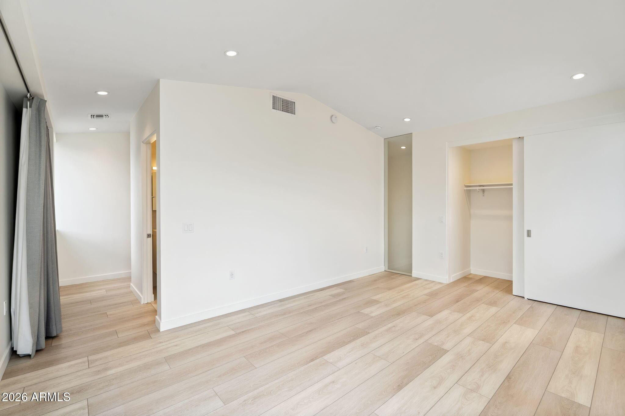 1337 E Polk Street Apt 7