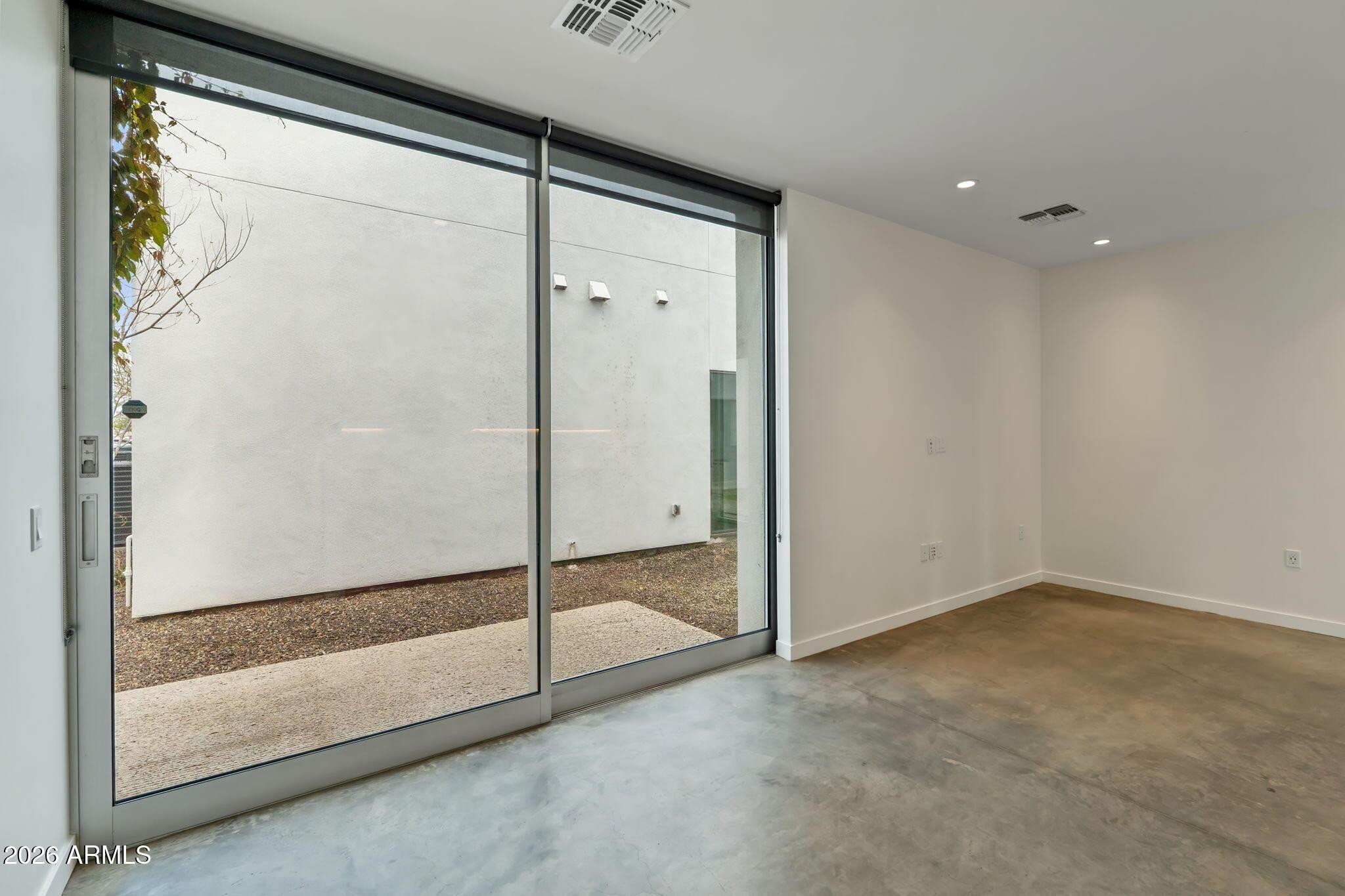 1337 E Polk Street Apt 7