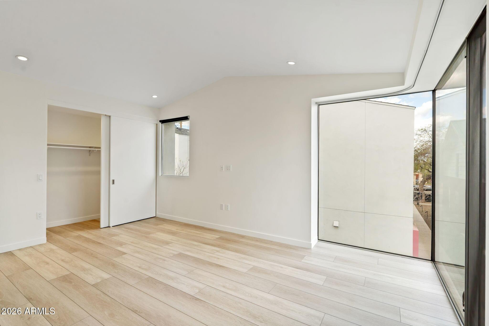 1337 E Polk Street Apt 7