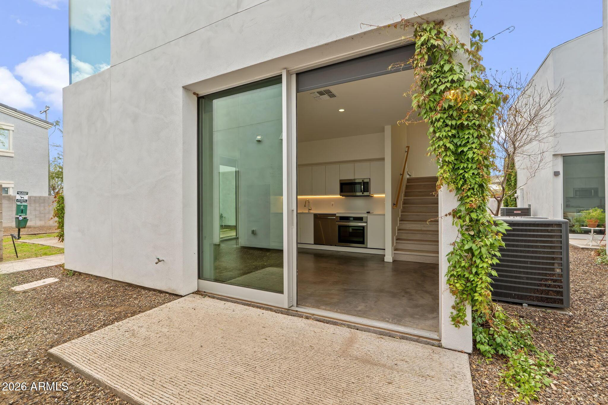 1337 E Polk Street Apt 7