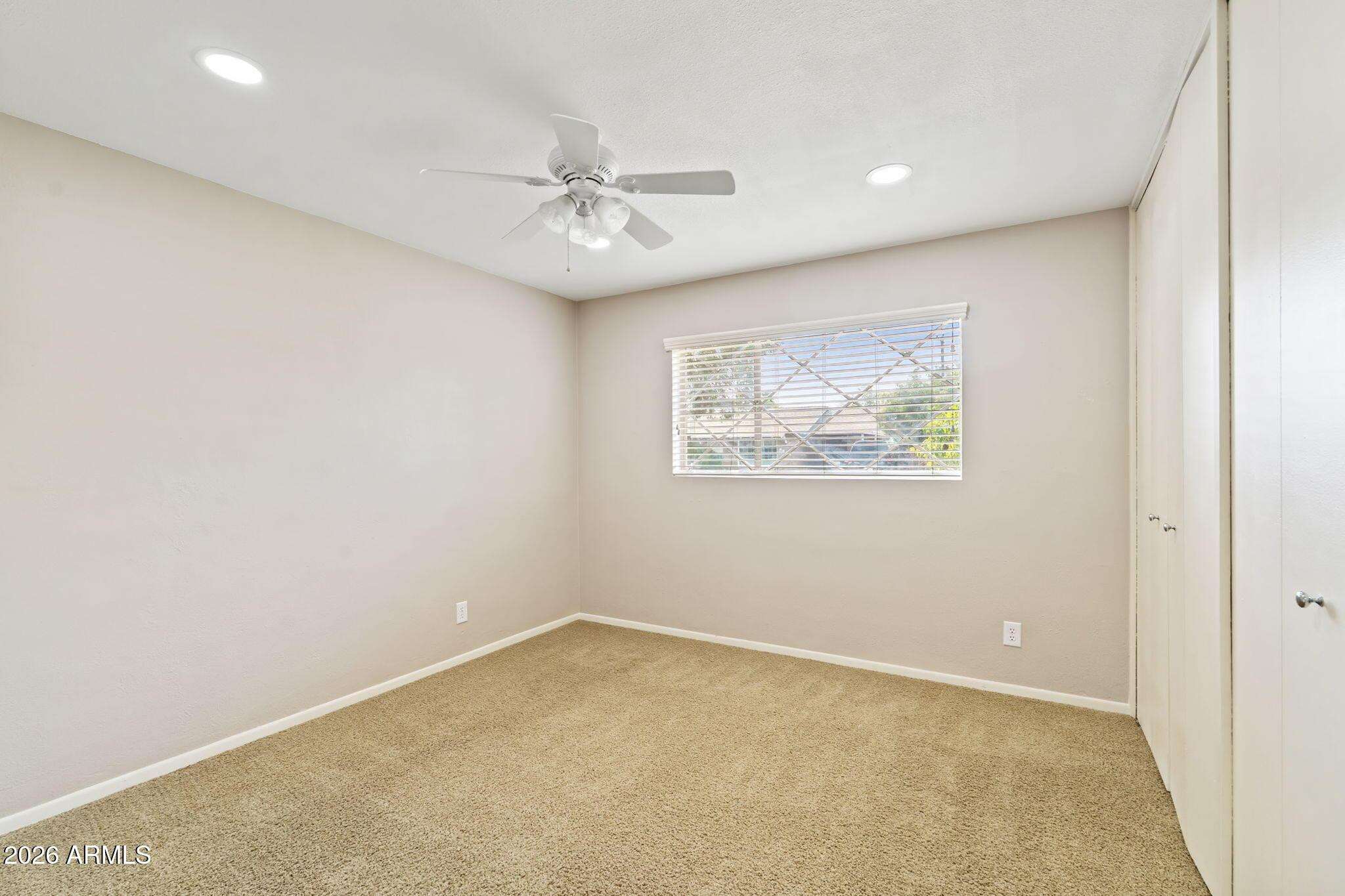 3007 N 84th Place