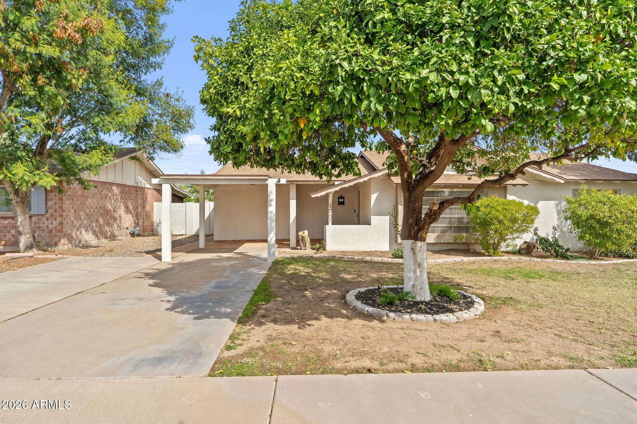 3007 N 84th Place
