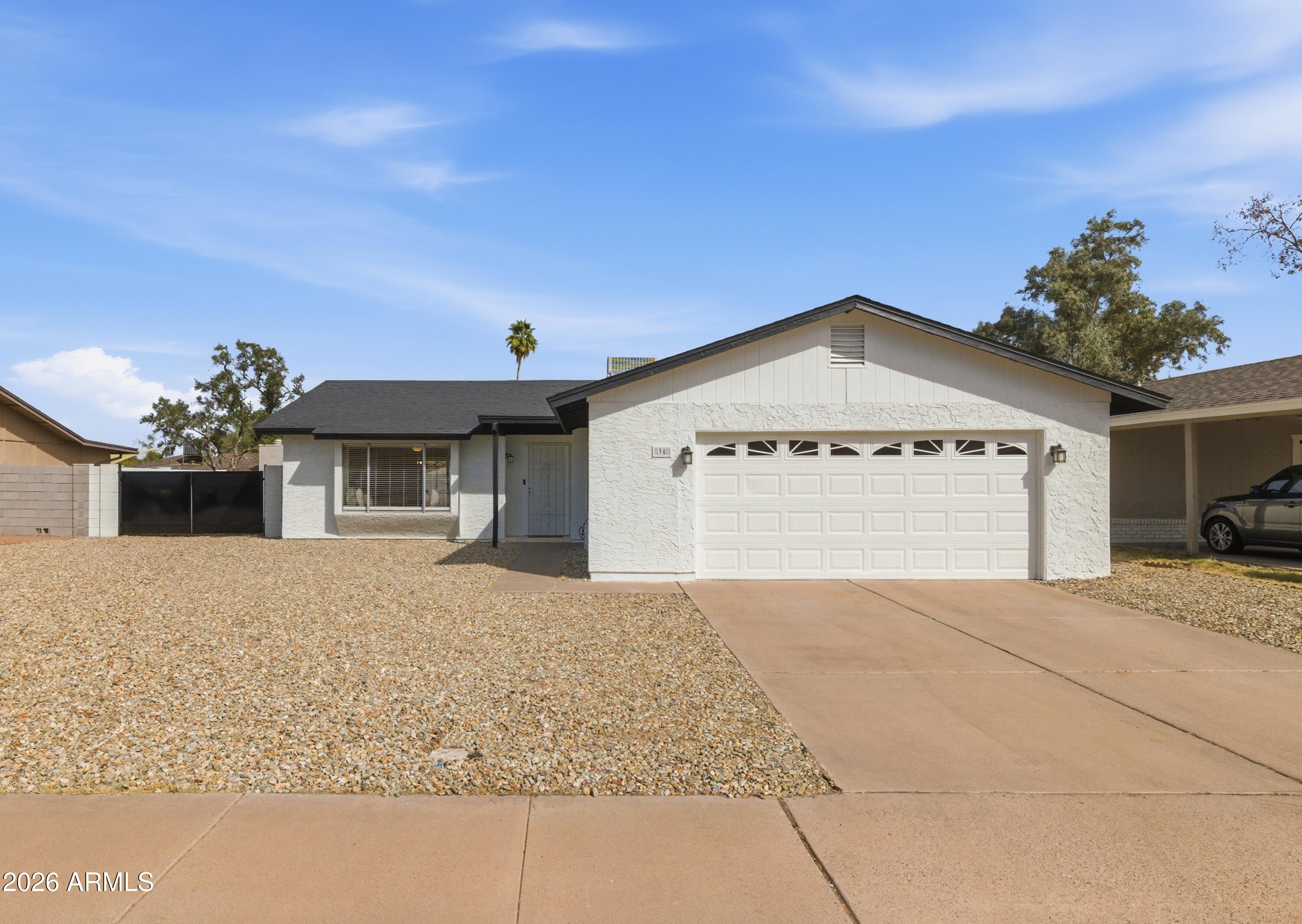 38 W HILLVIEW Street