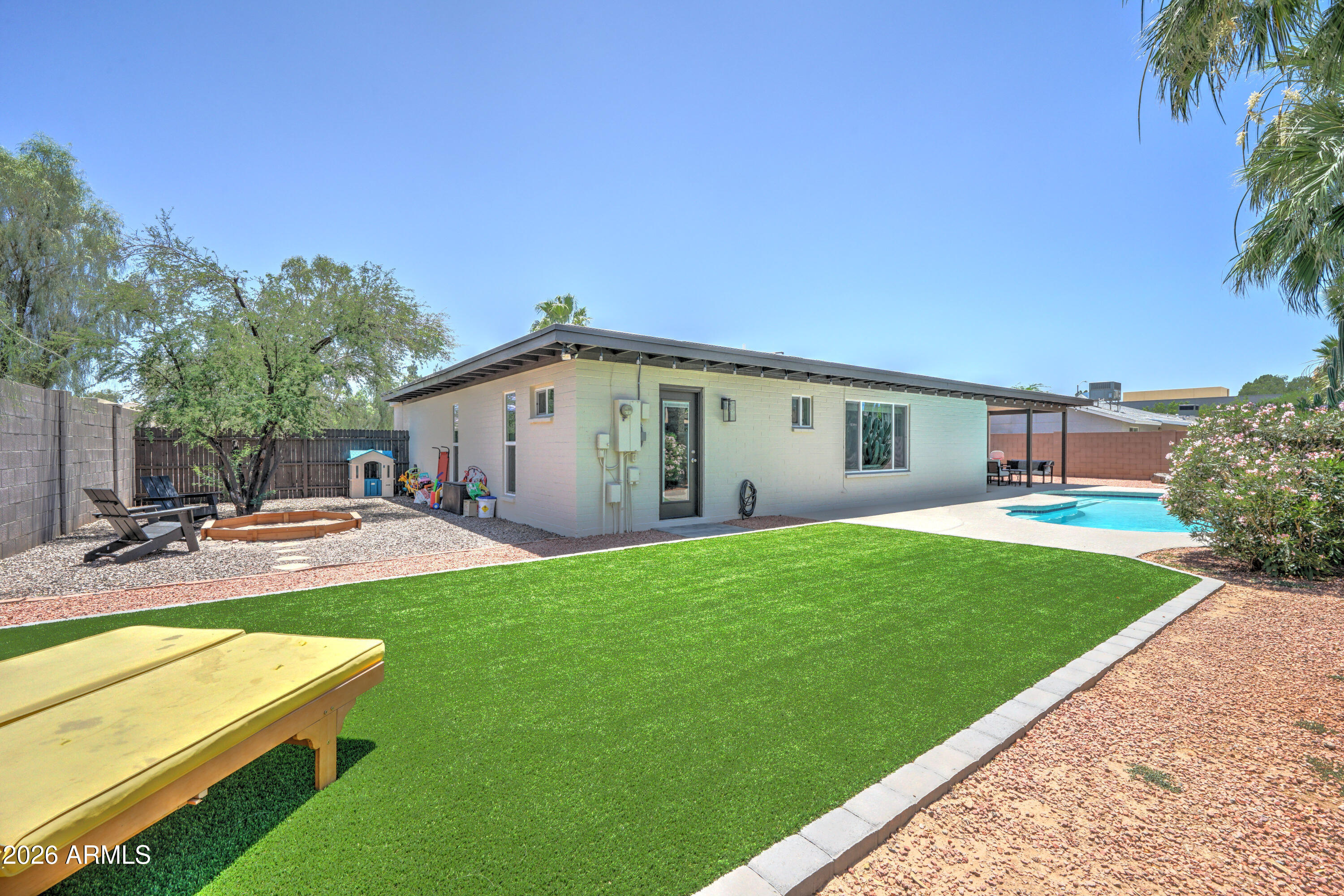 4820 E SUNNYSIDE Drive