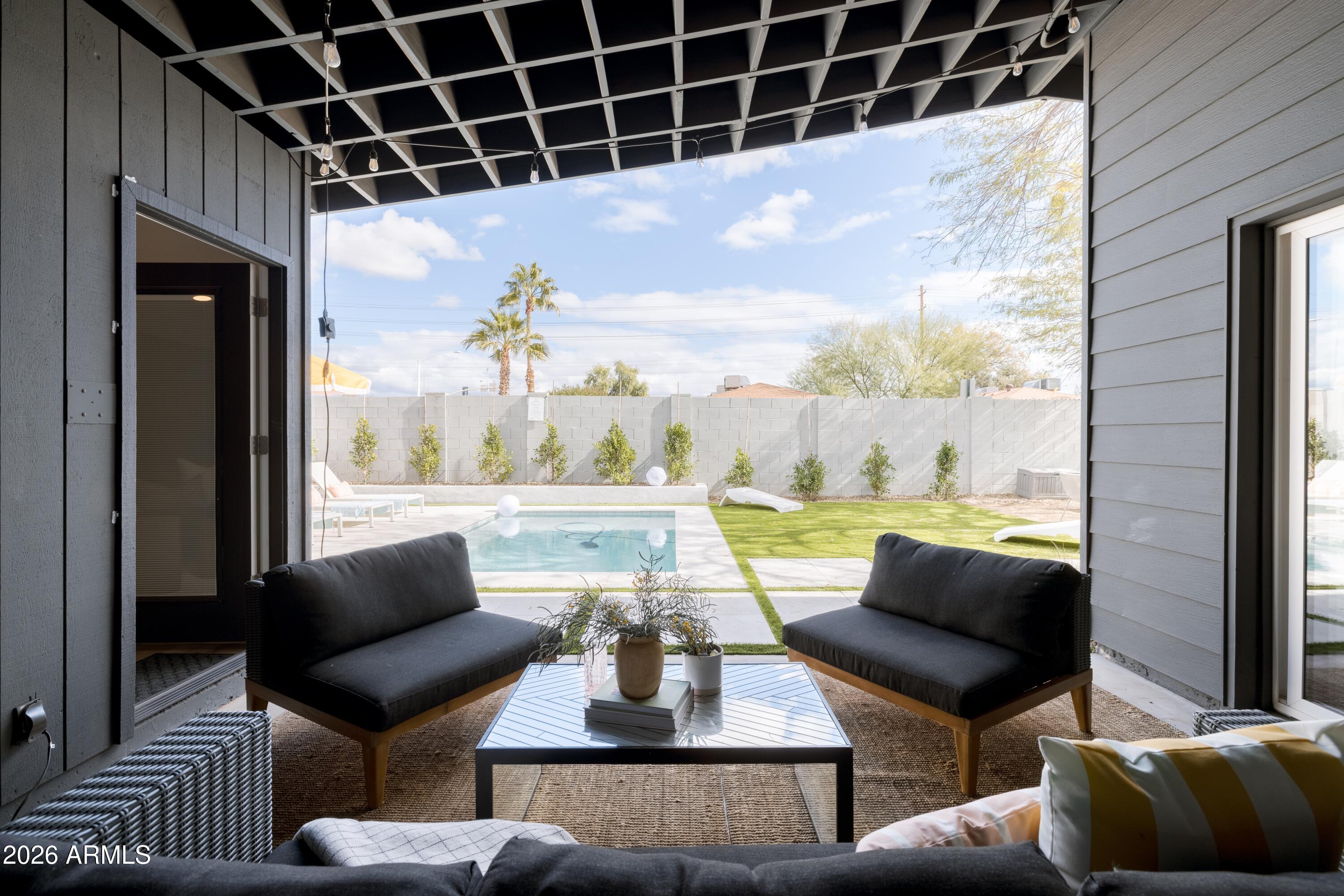 937 N 79TH Street