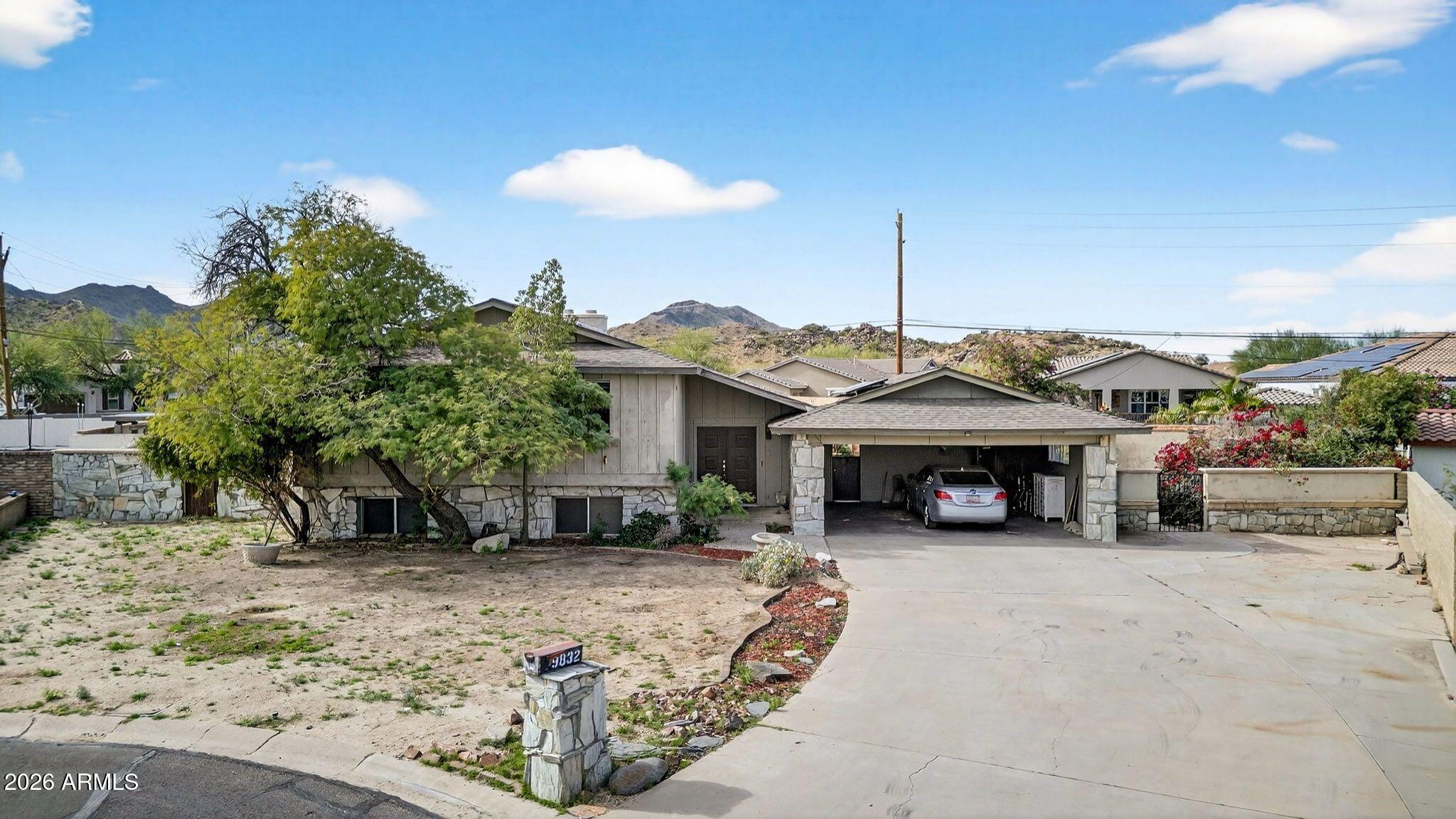9832 S 4th Street