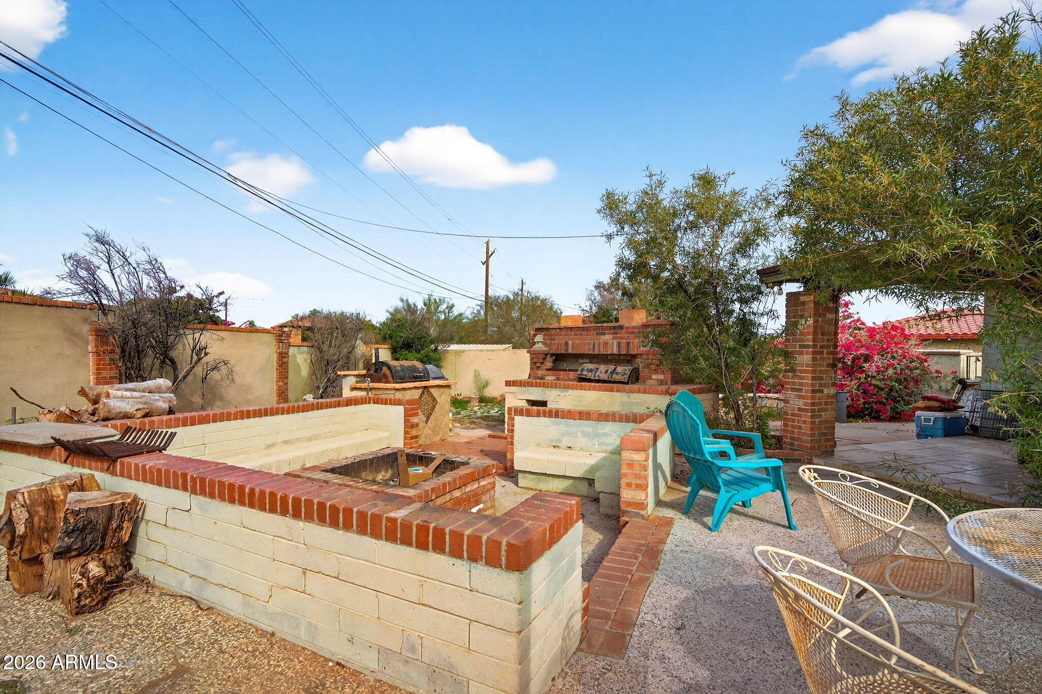 9832 S 4th Street