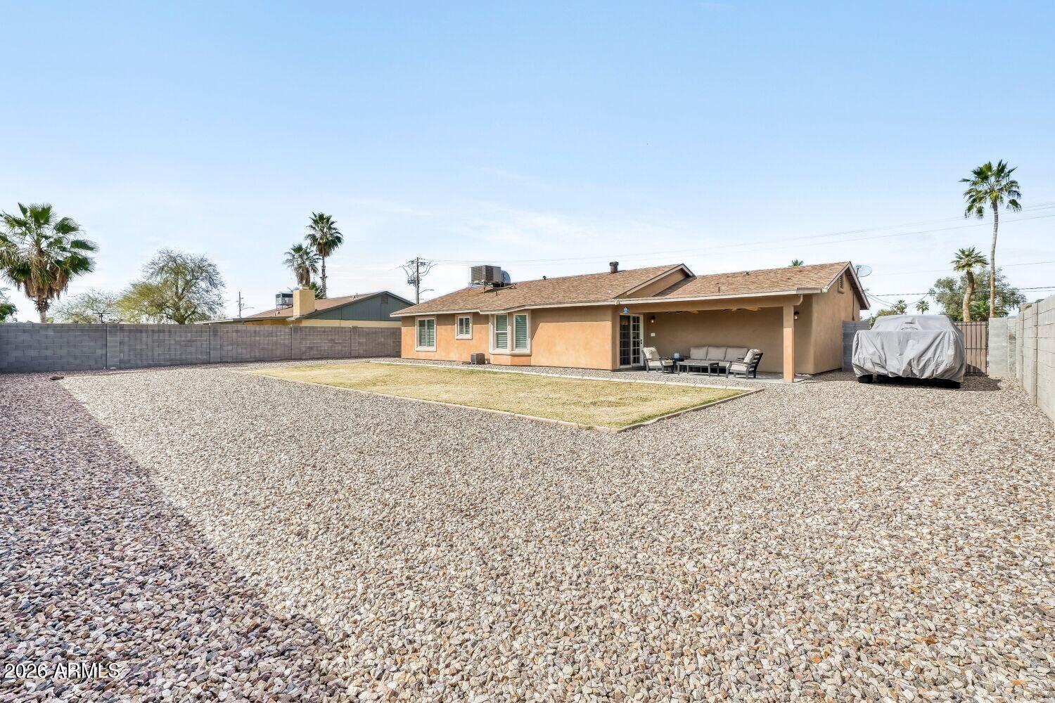 4209 E ACOMA Drive