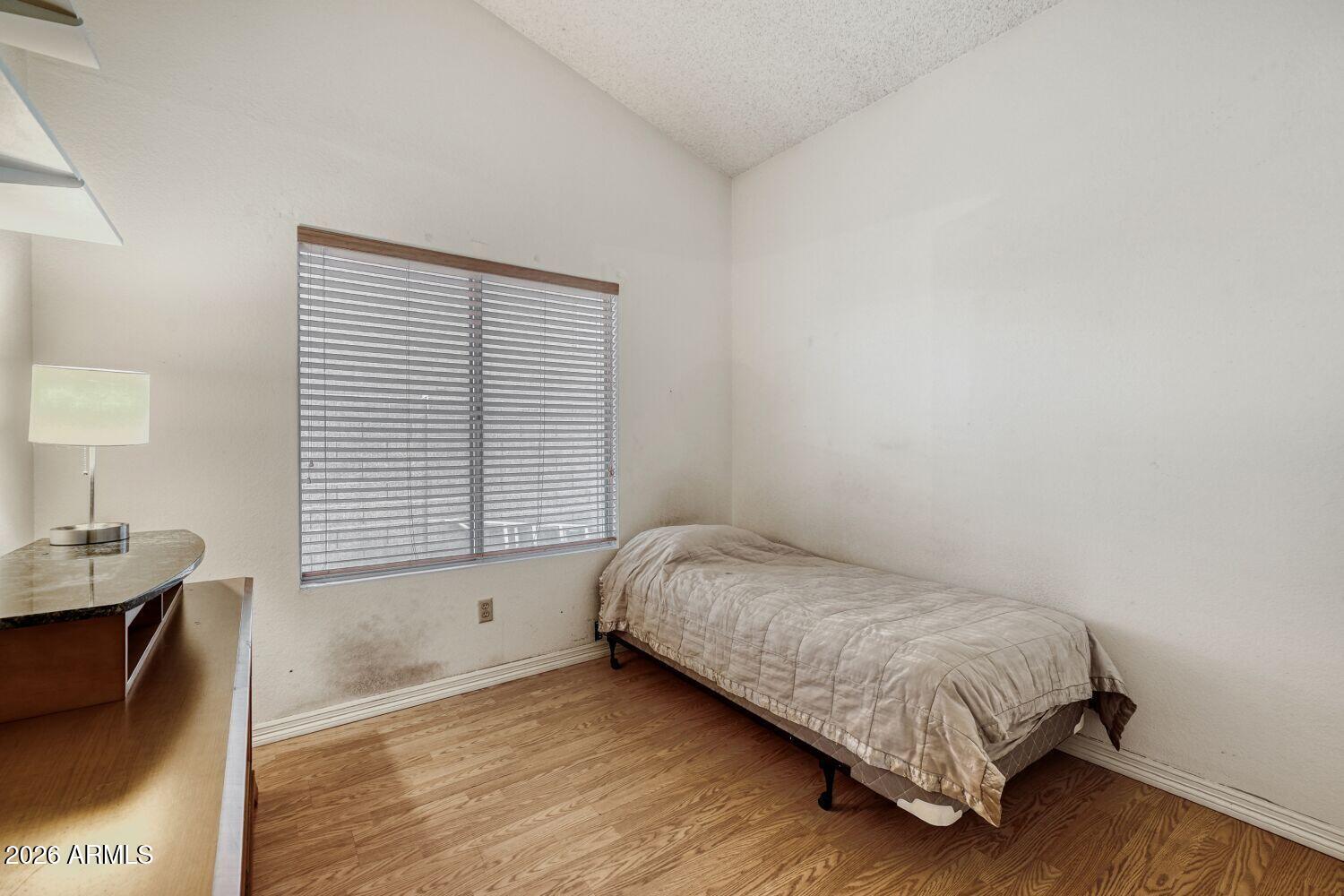 4209 E EVERETT Drive