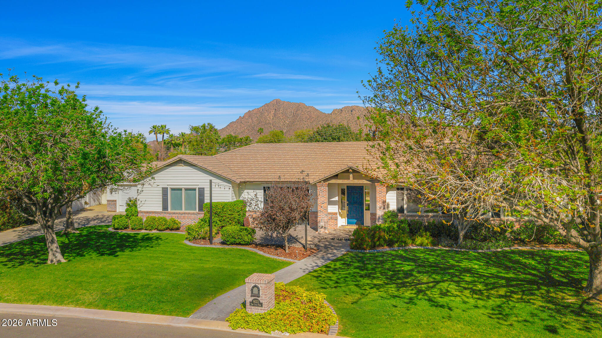 6022 E CALLE ROSA