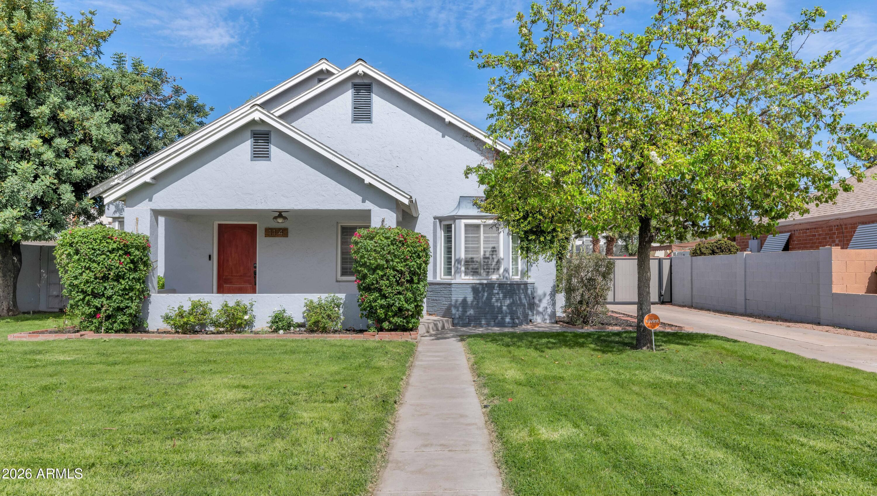 114 W Windsor Avenue