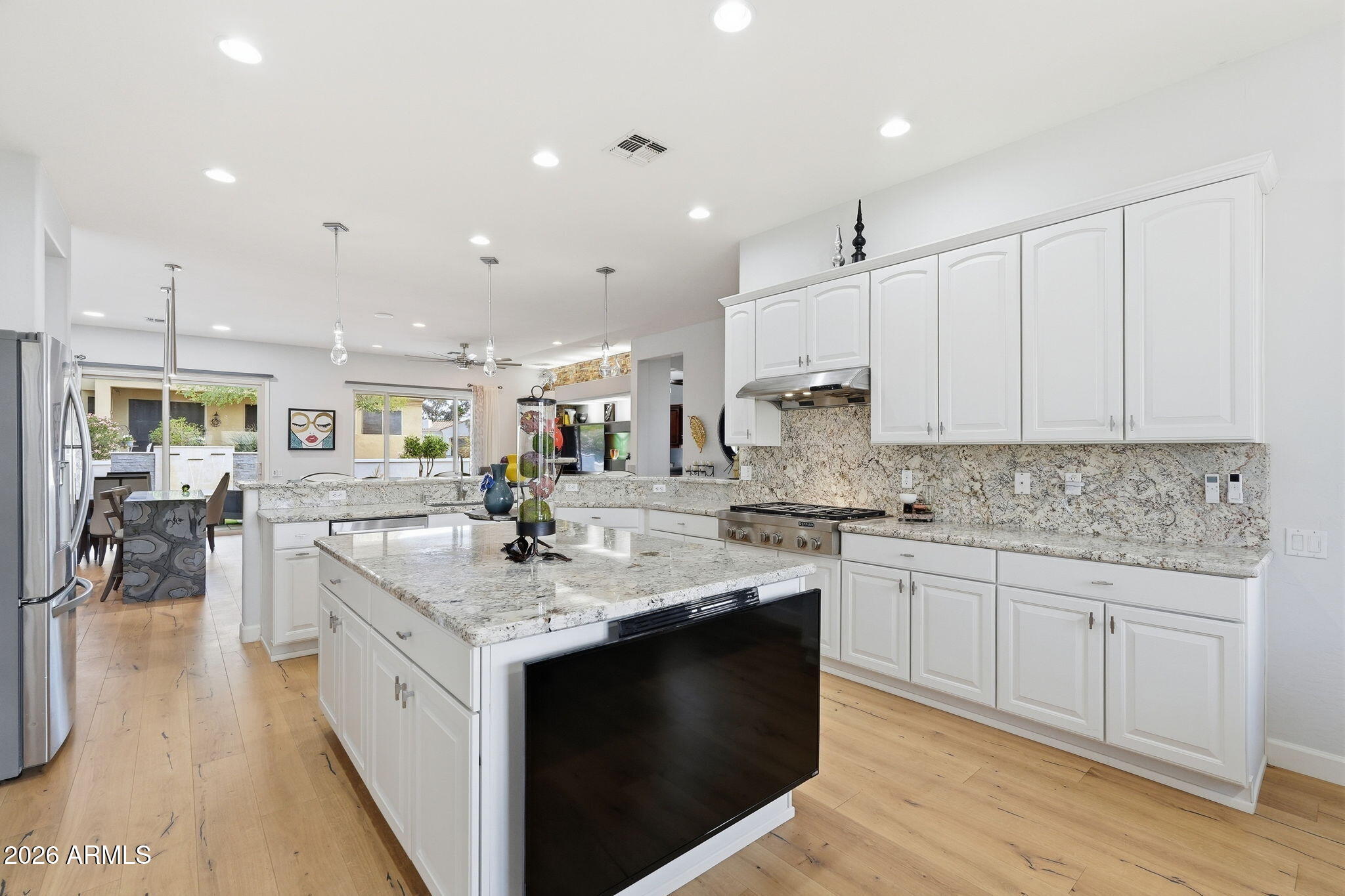 13402 W CABRILLO Drive