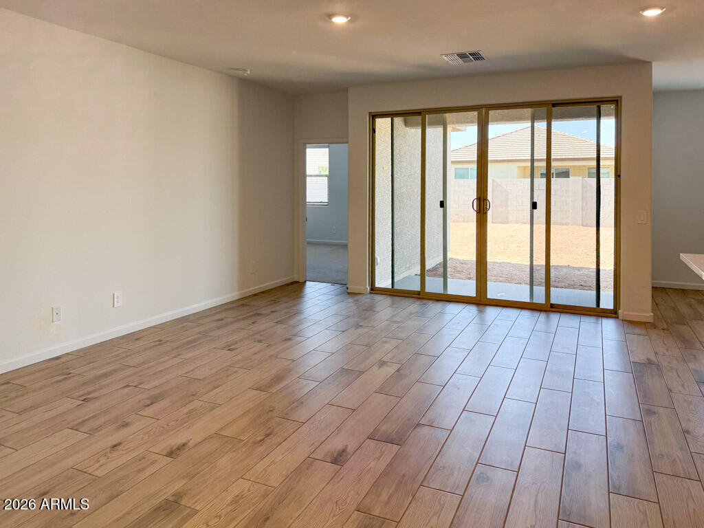 18246 W AVENIDA DEL SOL