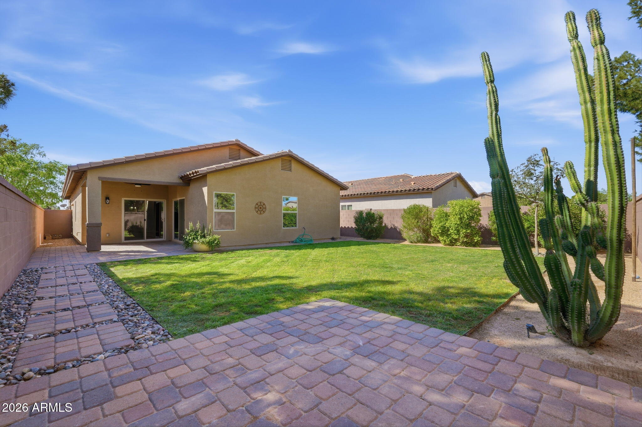 1404 W RUBBER TREE Court