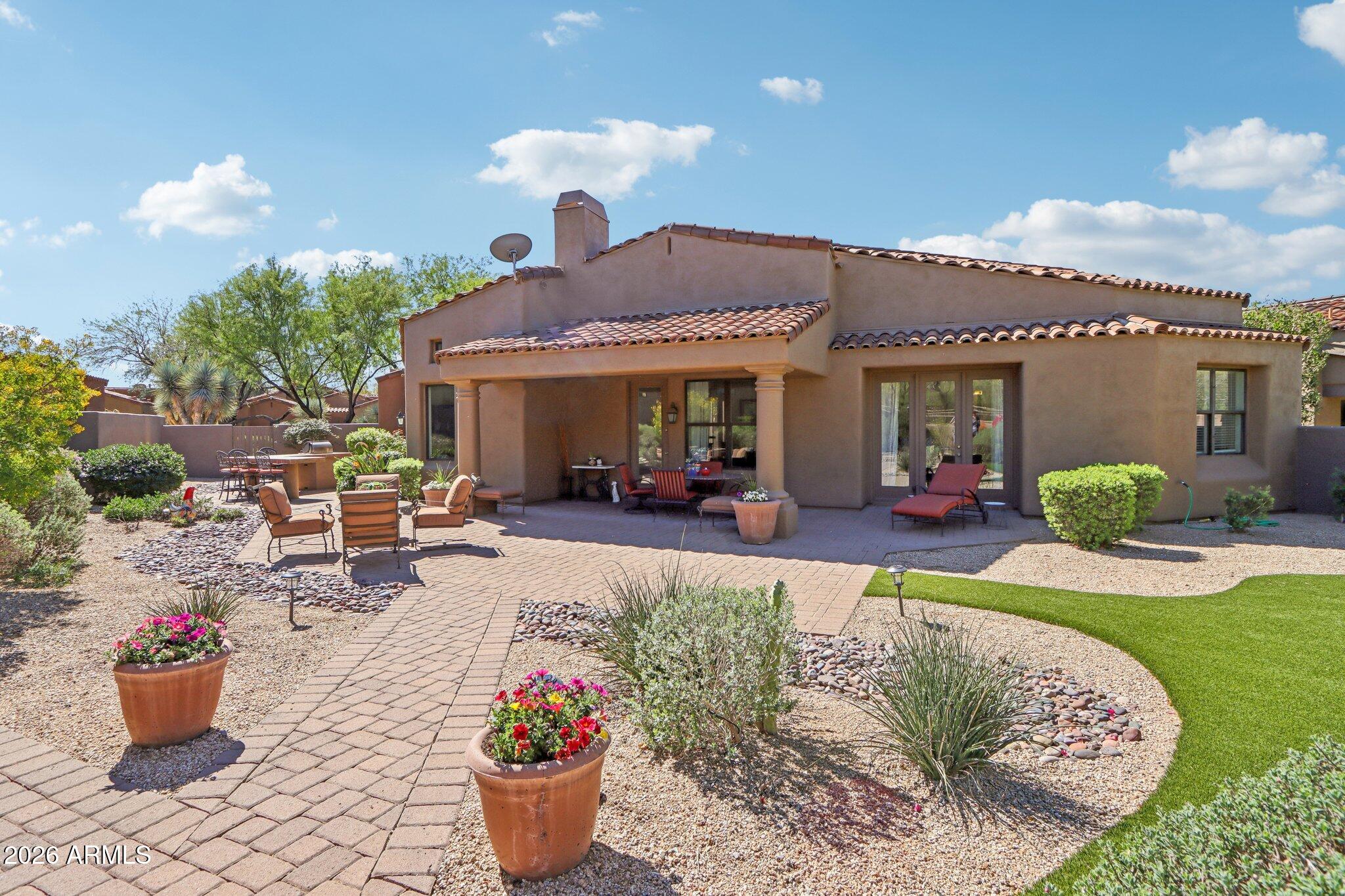8464 E GILDED PERCH Drive