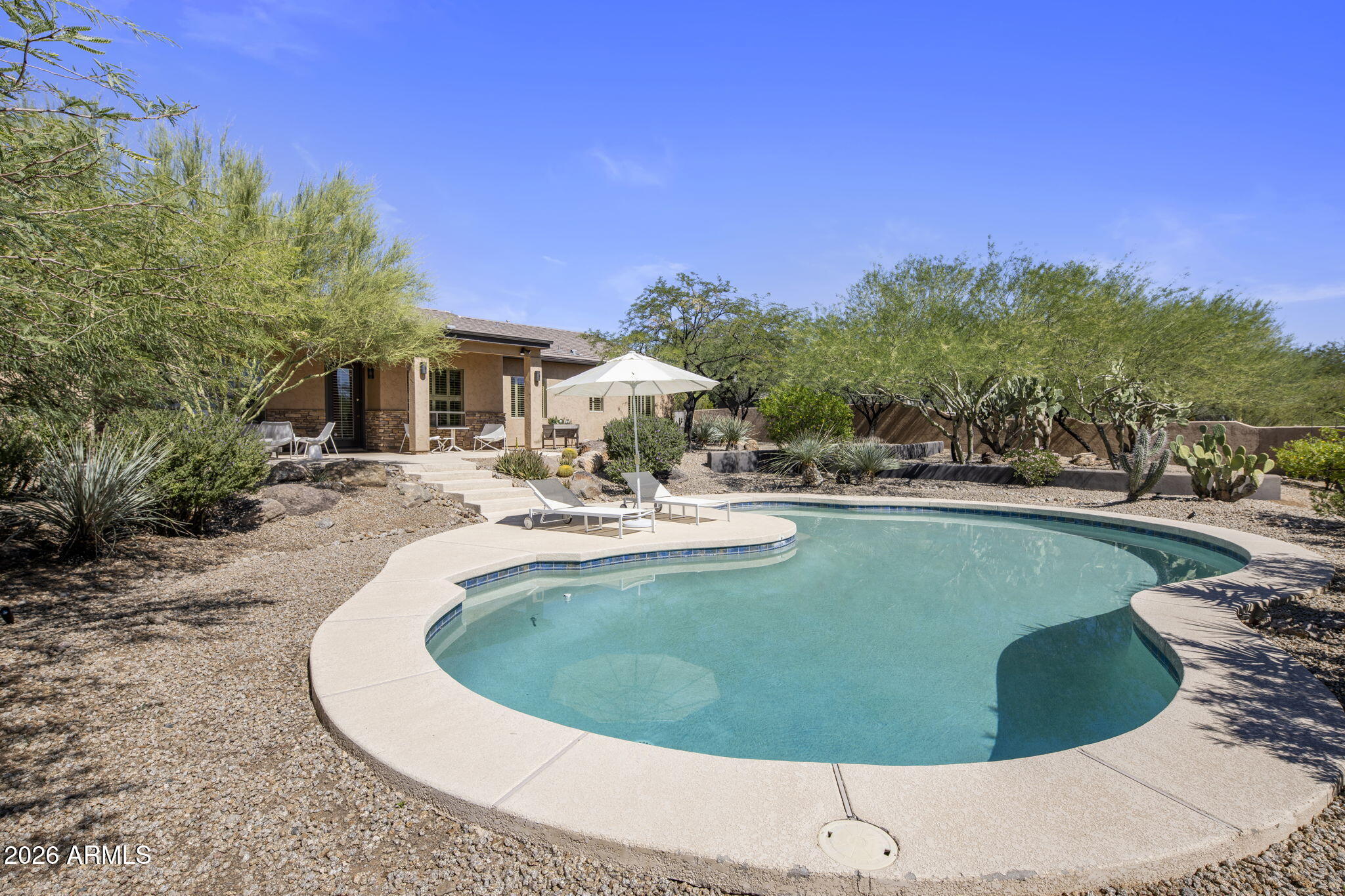 5677 E HEDGEHOG Place