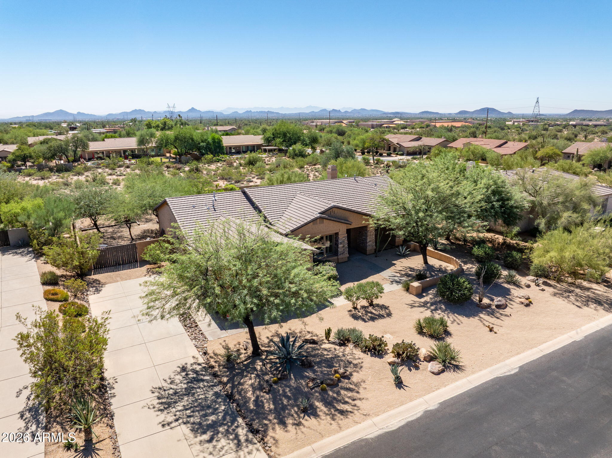 5677 E HEDGEHOG Place